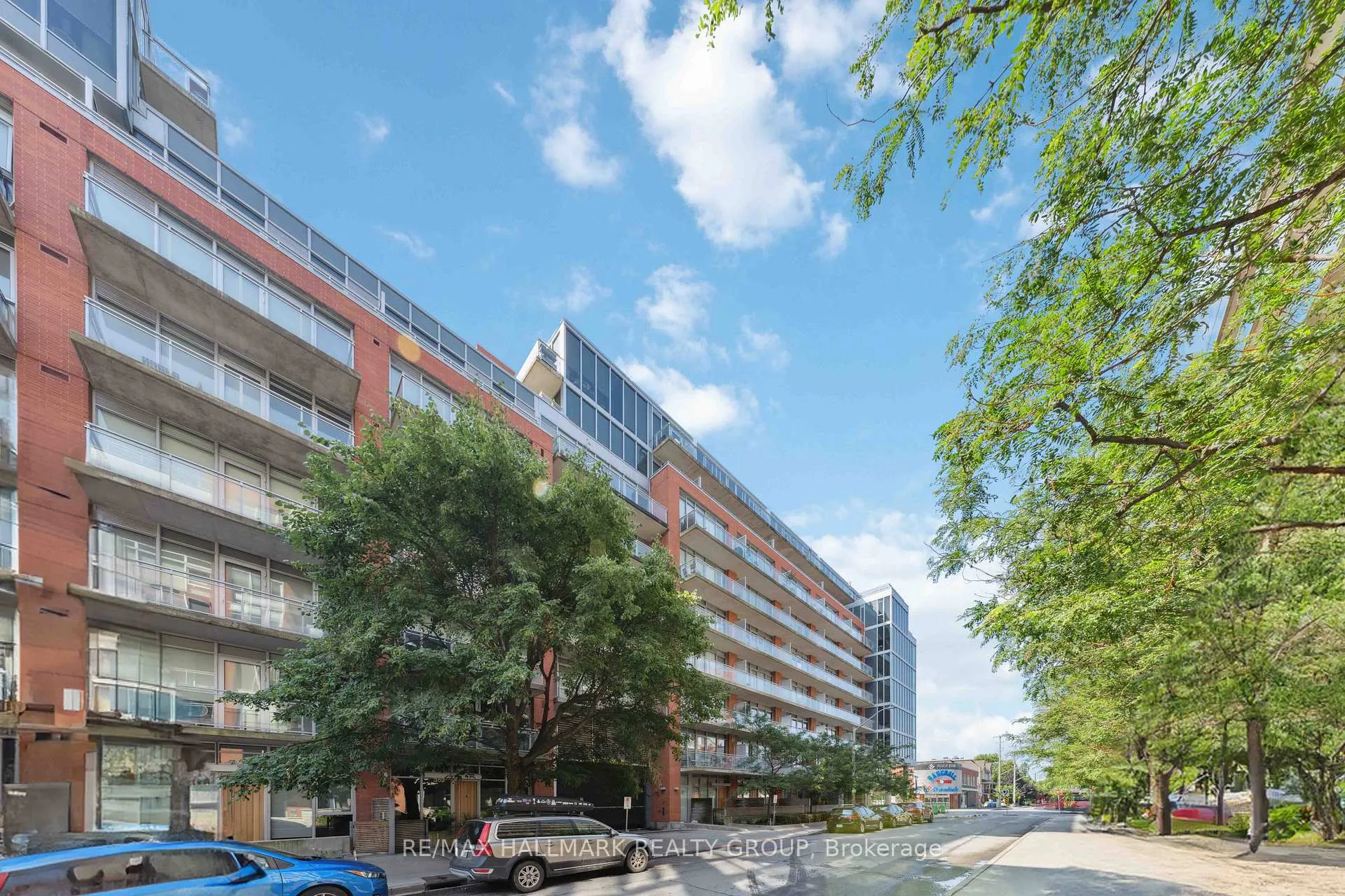 Front of Unit 313, 360 McLeod Street