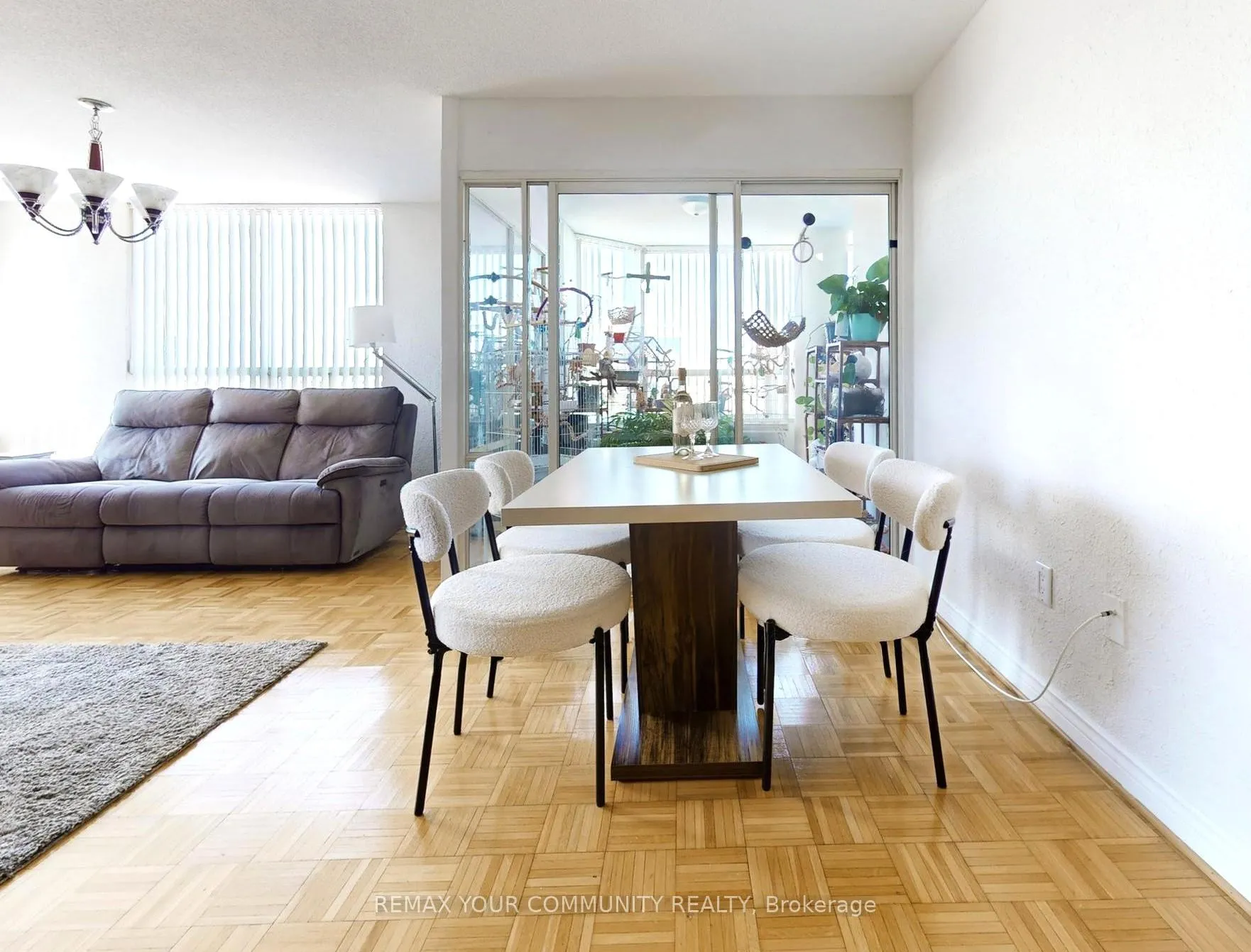 Photo 13 of Unit 514, 7 Townsgate Drive, Vaughan, Crestwood-Springfarm-Yorkhill — HOMEH