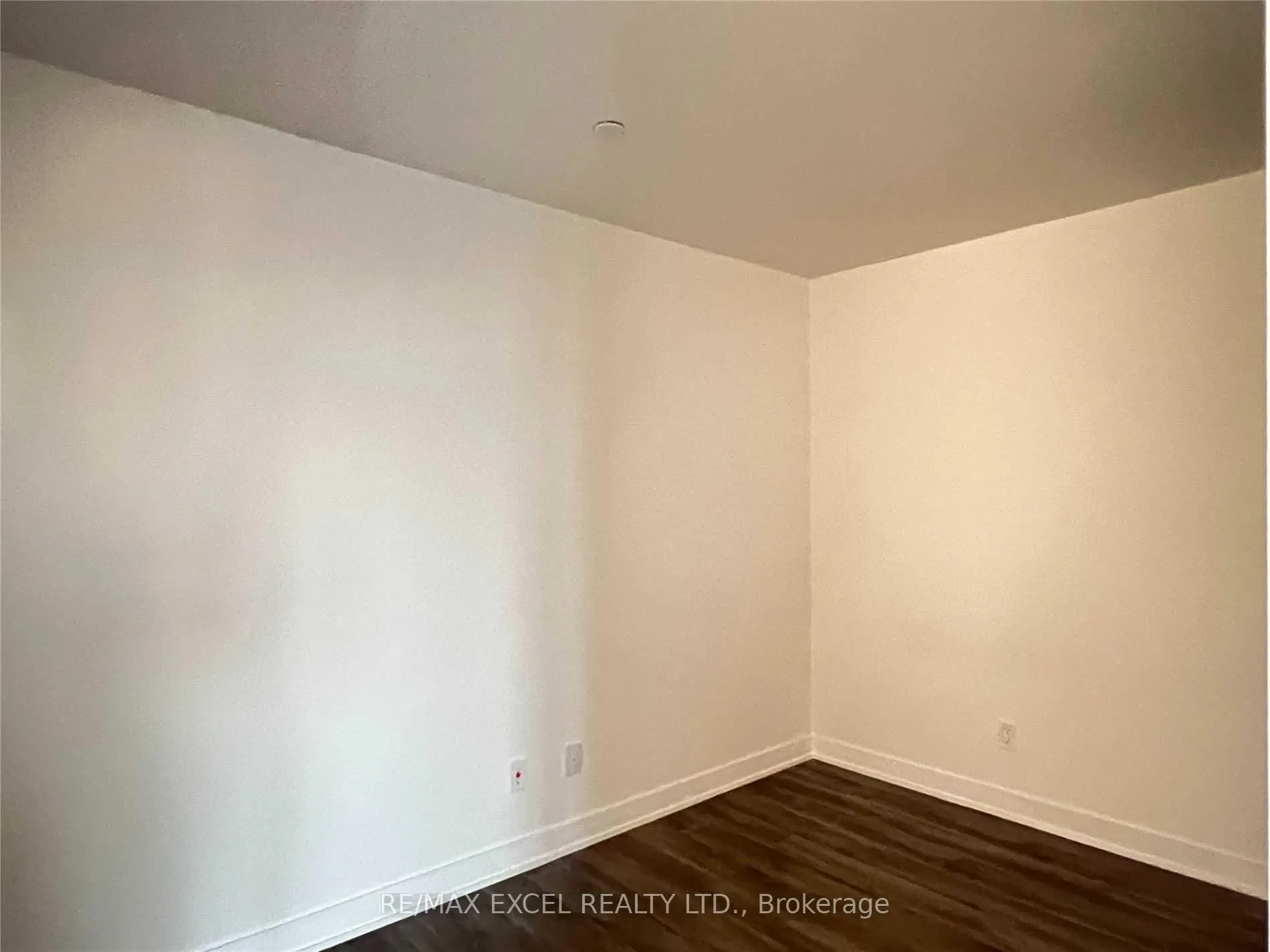 Photo 10 of Unit 710, 120 Varna Drive, Toronto, Englemount-Lawrence — HOMEH