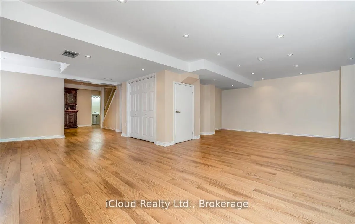 Photo 44 of 625 Laughren Crescent, Milton, Coates — HOMEH