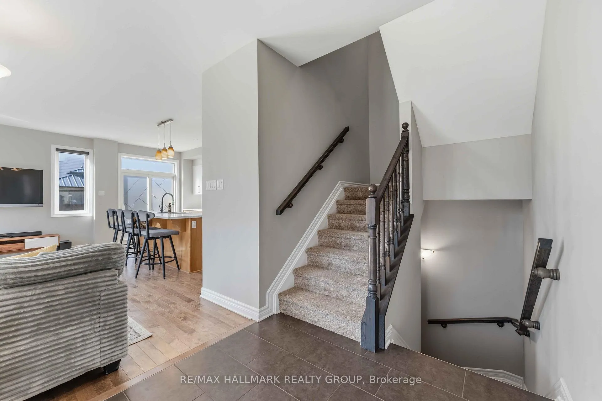 Photo 6 of 534 Hyssop Street, Ottawa, Avalon West — HOMEH