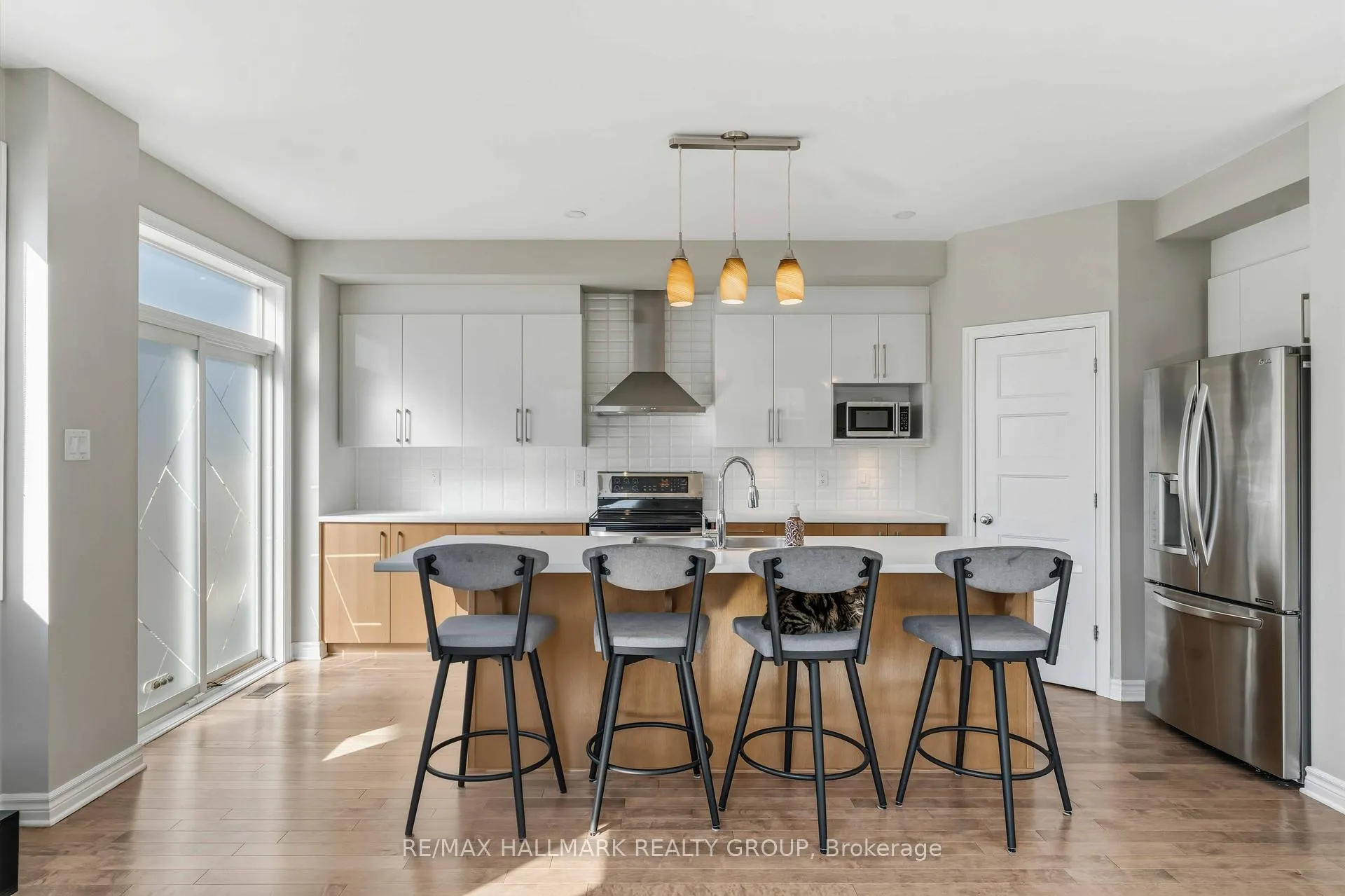 Photo 9 of 534 Hyssop Street, Ottawa, Avalon West — HOMEH