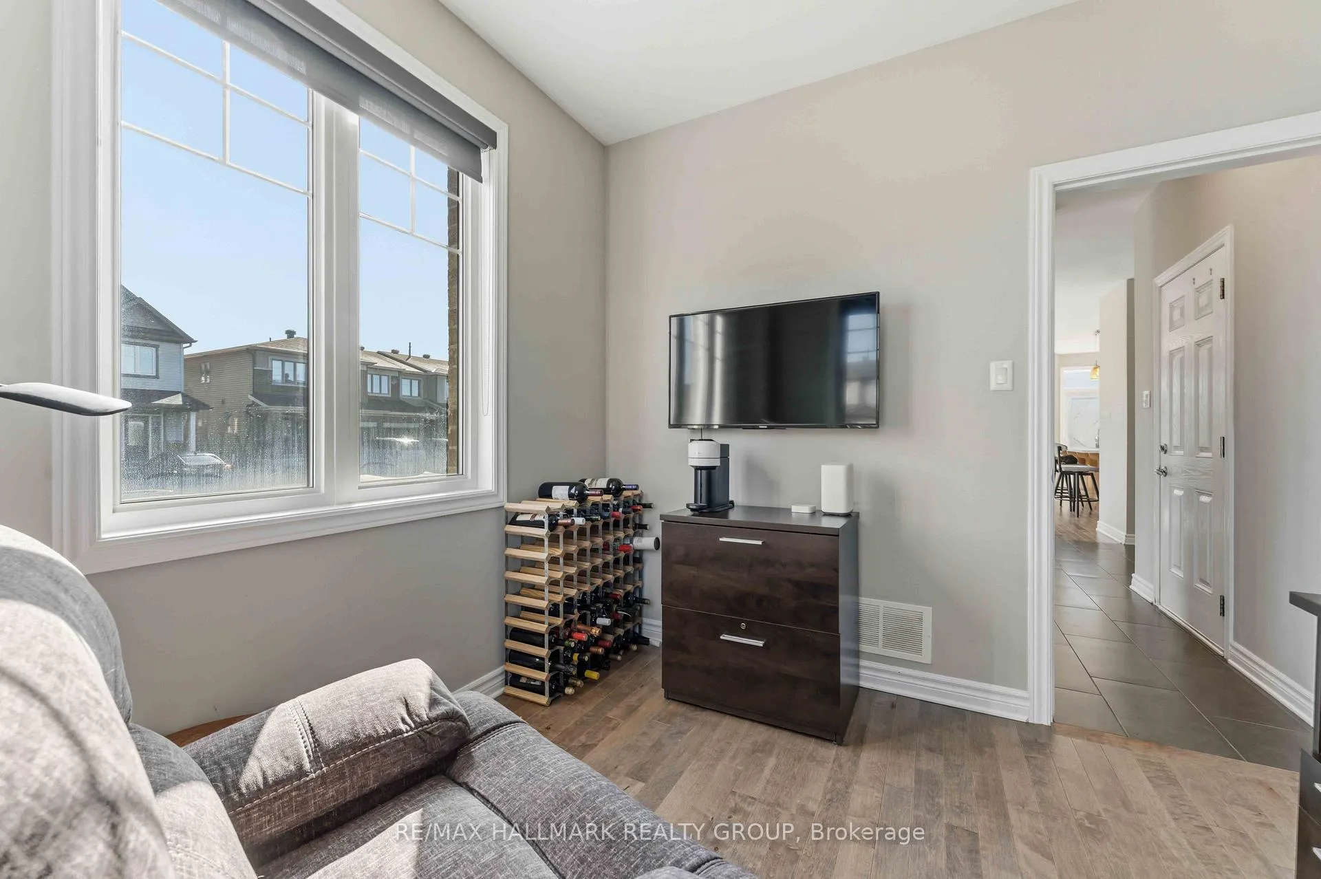 Photo 16 of 534 Hyssop Street, Ottawa, Avalon West — HOMEH