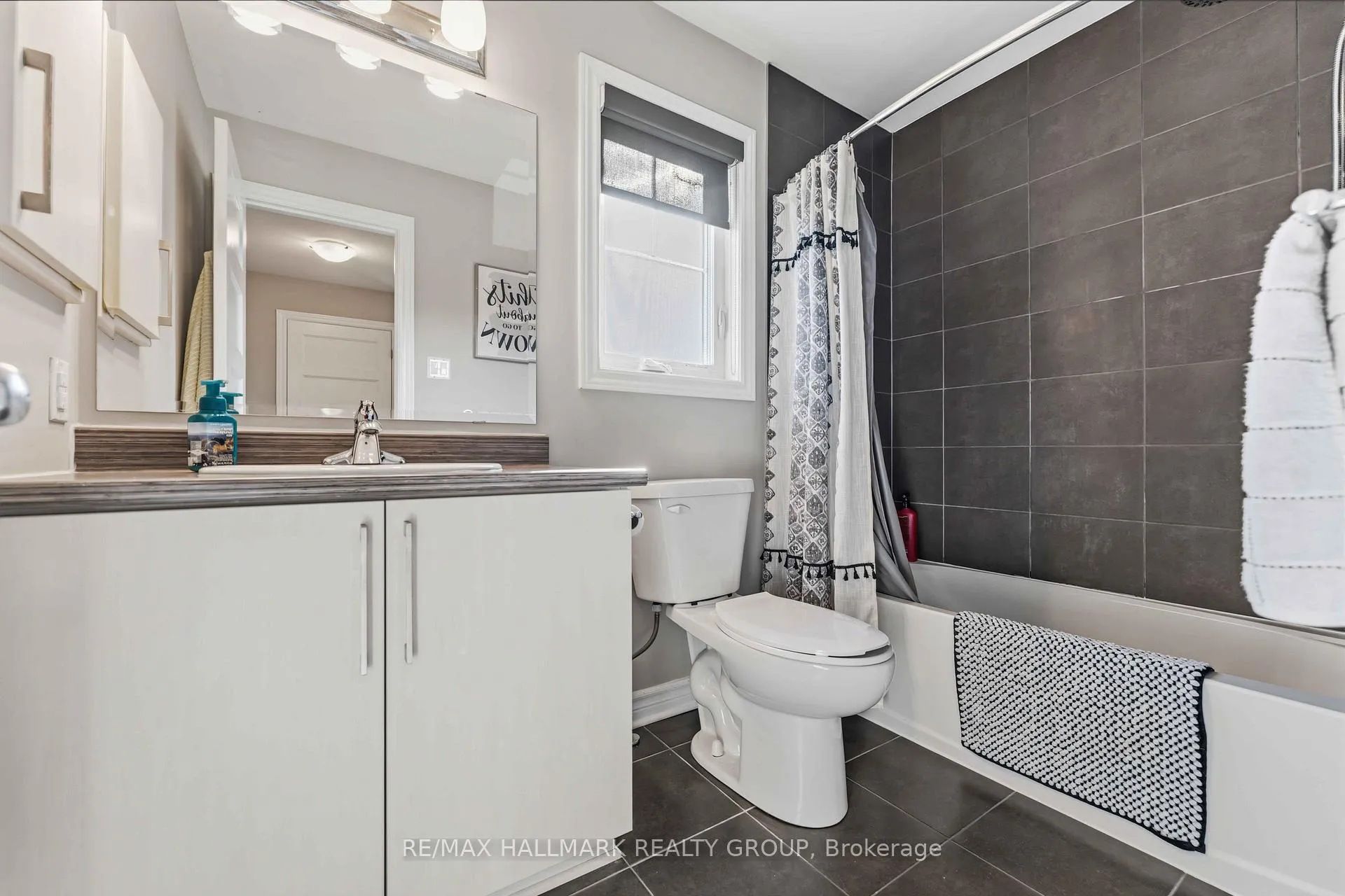 Photo 27 of 534 Hyssop Street, Ottawa, Avalon West — HOMEH