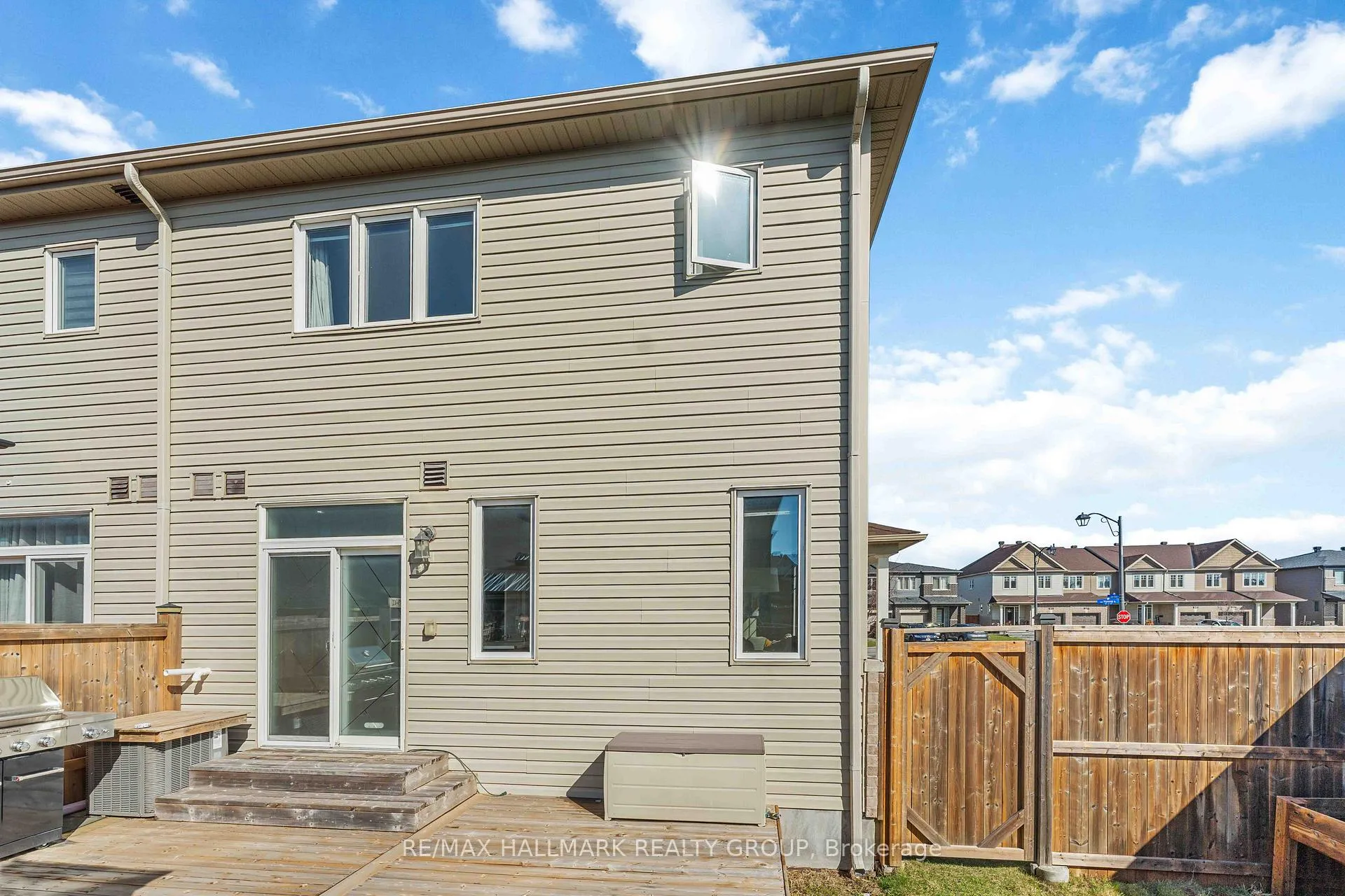Photo 37 of 534 Hyssop Street, Ottawa, Avalon West — HOMEH