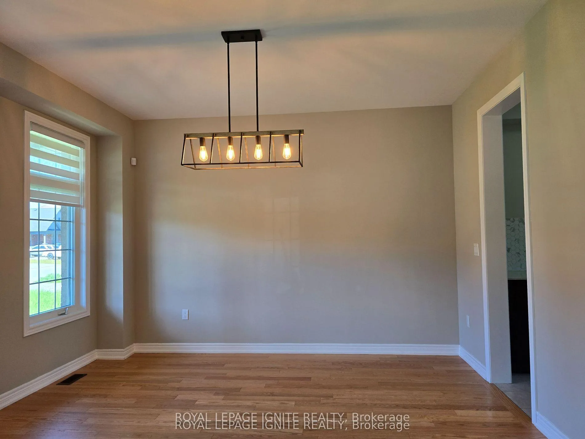 Photo 10 of 73 Summer Breeze Drive, Quinte West, Murray Ward — HOMEH