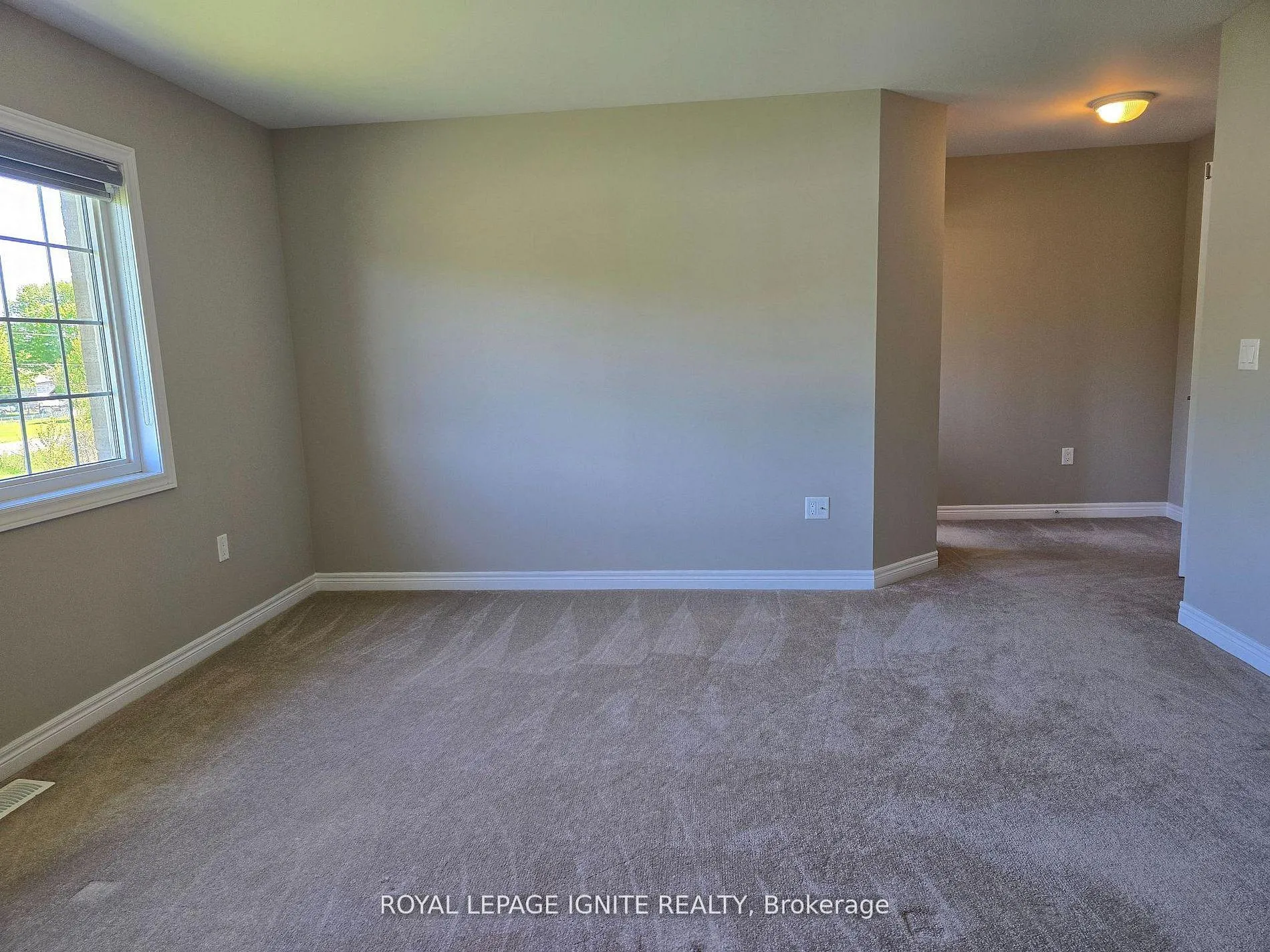 Photo 37 of 73 Summer Breeze Drive, Quinte West, Murray Ward — HOMEH