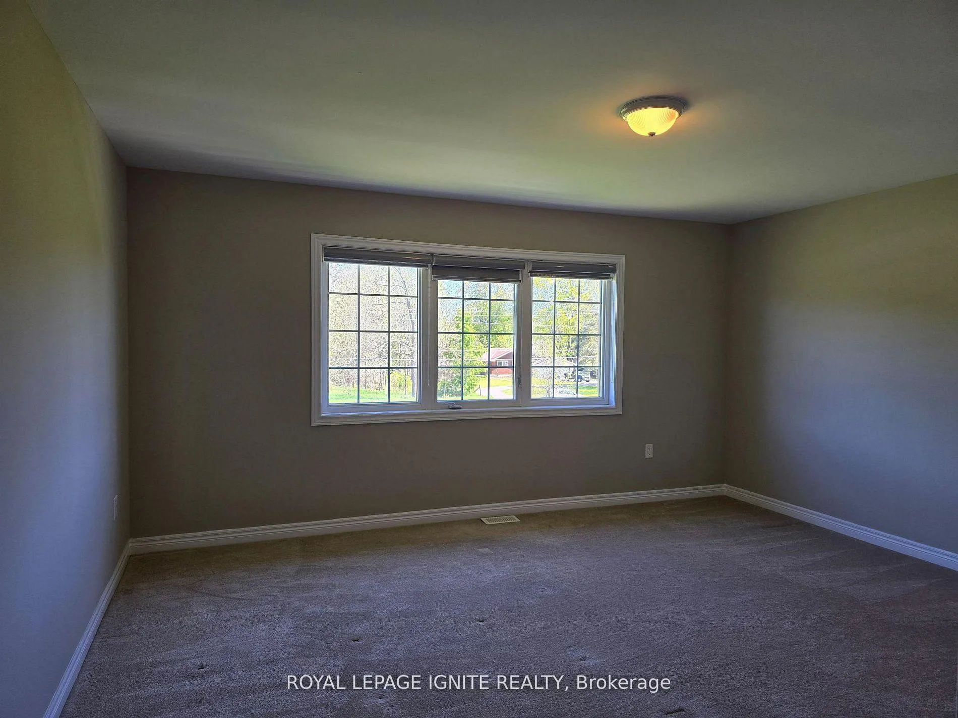 Photo 38 of 73 Summer Breeze Drive, Quinte West, Murray Ward — HOMEH