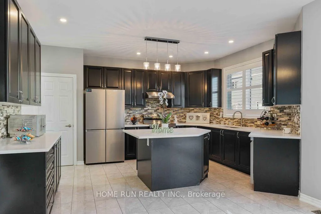 Photo 11 of 2721 Grand Vista Circle, Ottawa, Barrhaven - Half Moon Bay — HOMEH