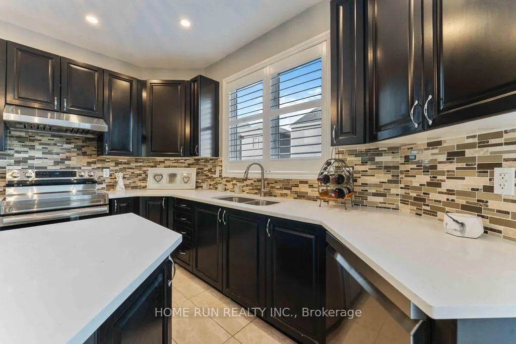 Photo 12 of 2721 Grand Vista Circle, Ottawa, Barrhaven - Half Moon Bay — HOMEH