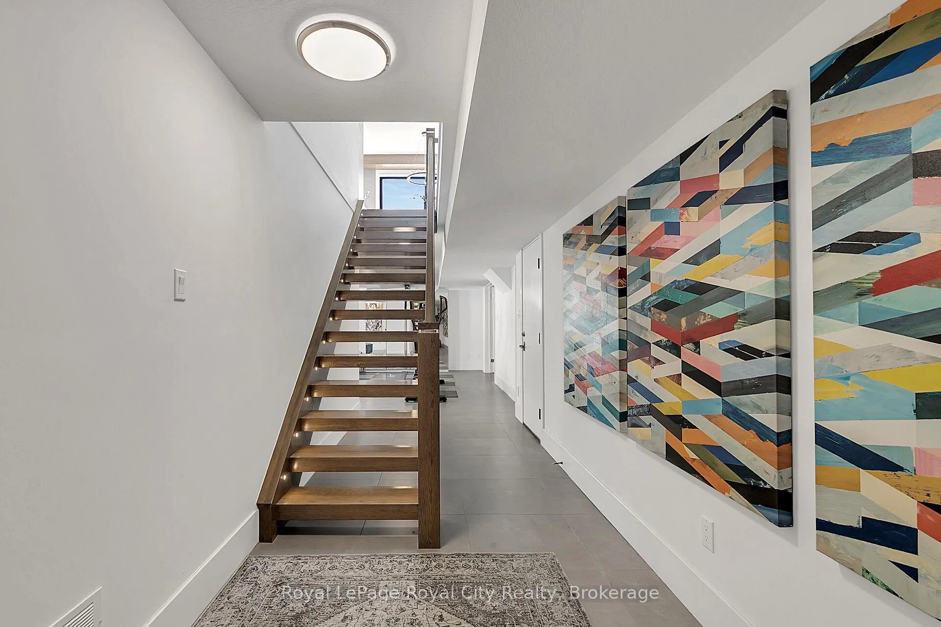 Photo 31 of 303 Gosling Gardens, Guelph, Clairfields/Hanlon Business Park — HOMEH