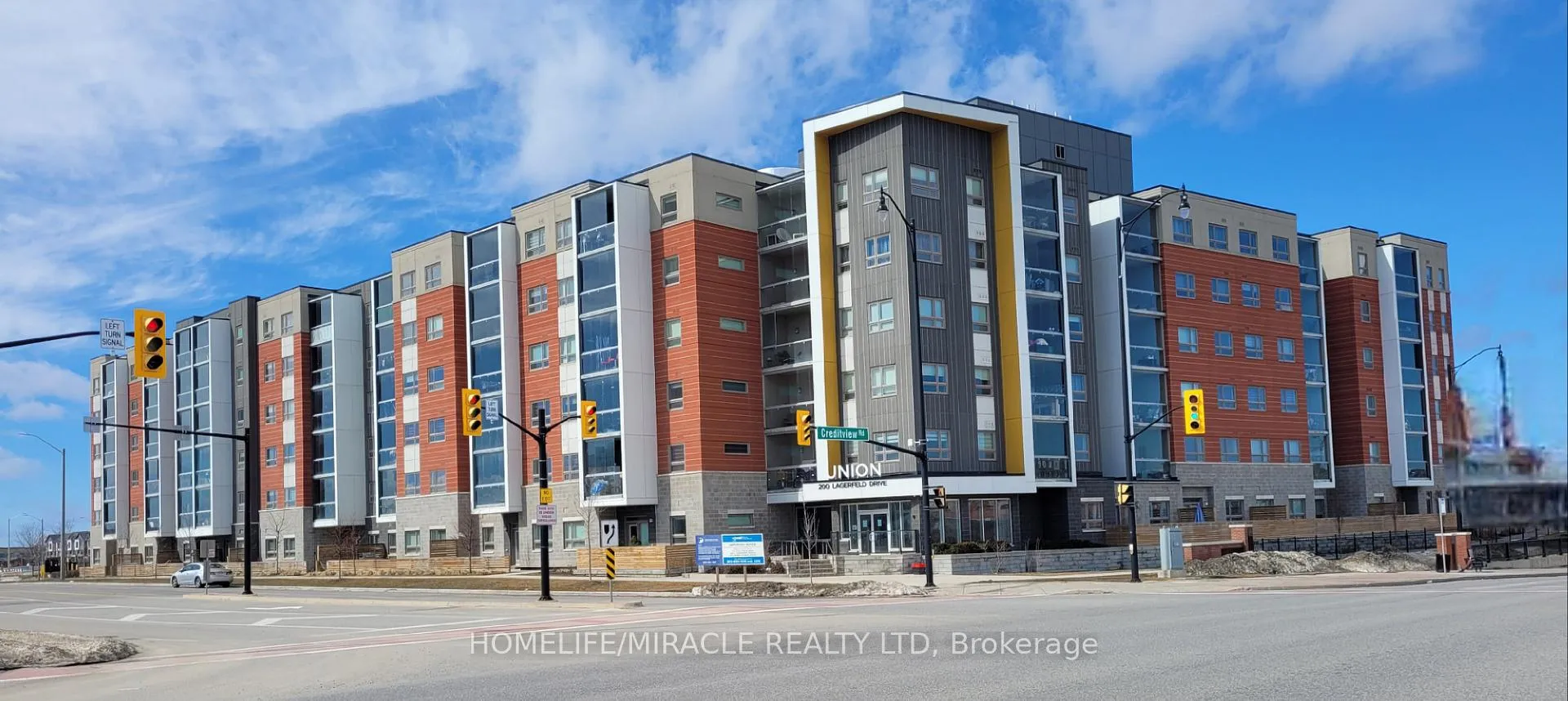 Front of Unit 318, 200 Lagerfeld Drive