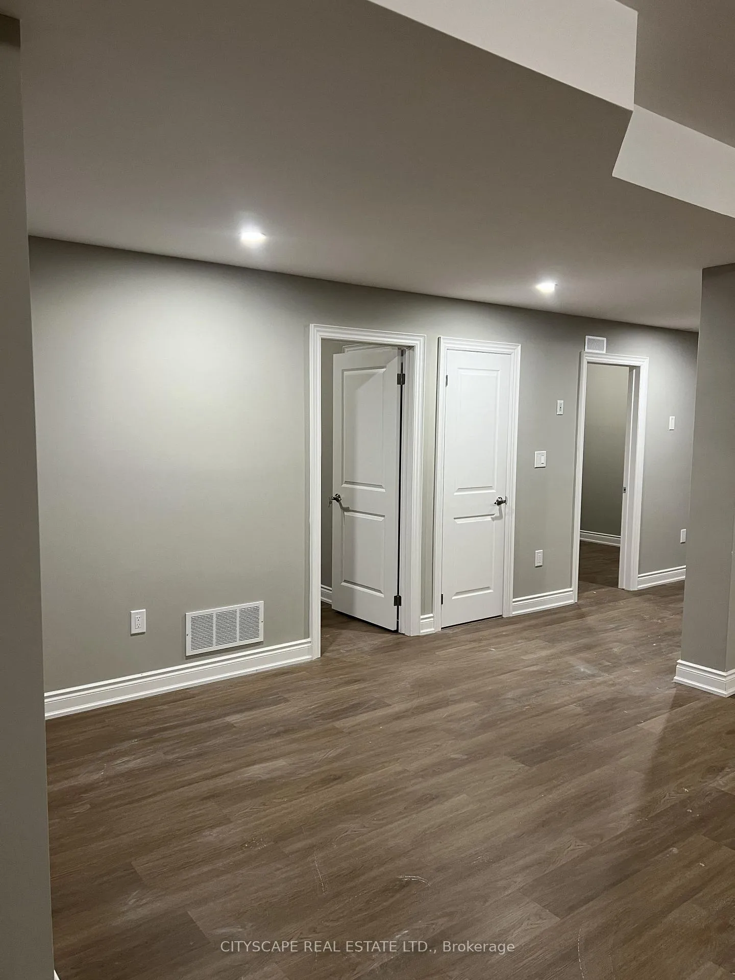 Photo 4 of Unit Bsmt, 2862 Shortreed Gardens, Pickering, Rural Pickering — HOMEH