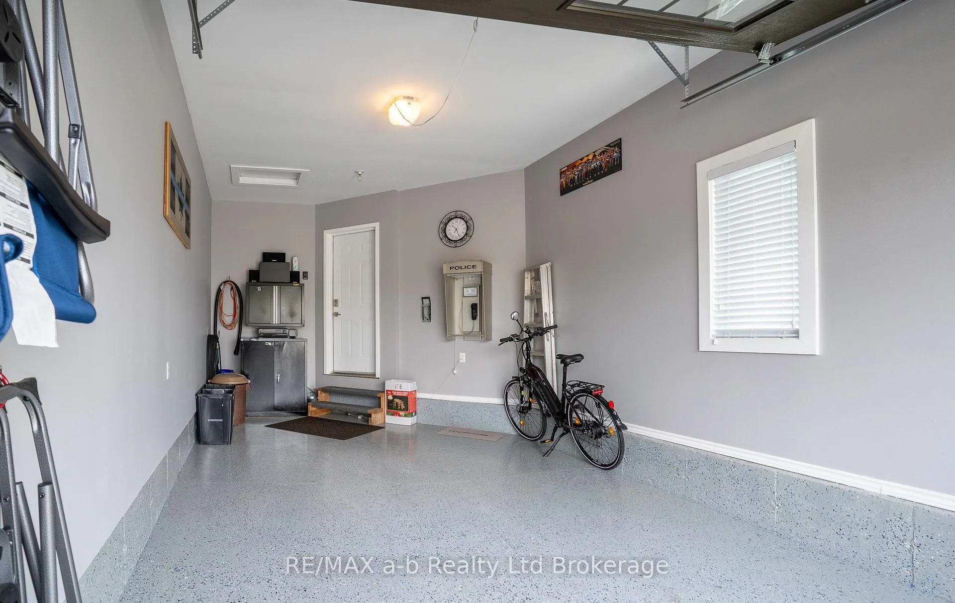 Photo 7 of 136 Maple Lane, Tillsonburg — HOMEH