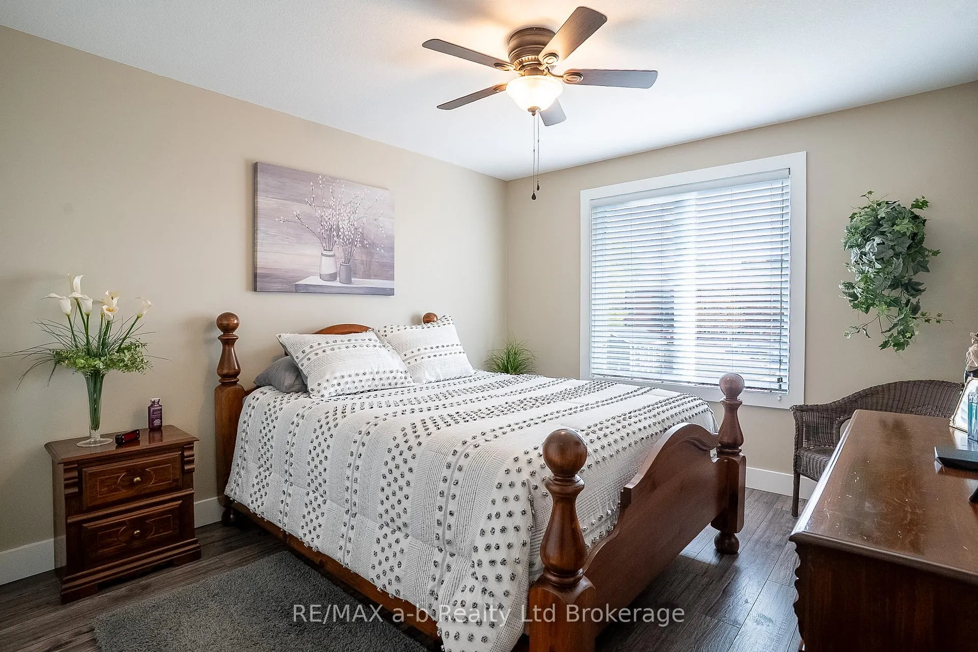 Photo 20 of 136 Maple Lane, Tillsonburg — HOMEH