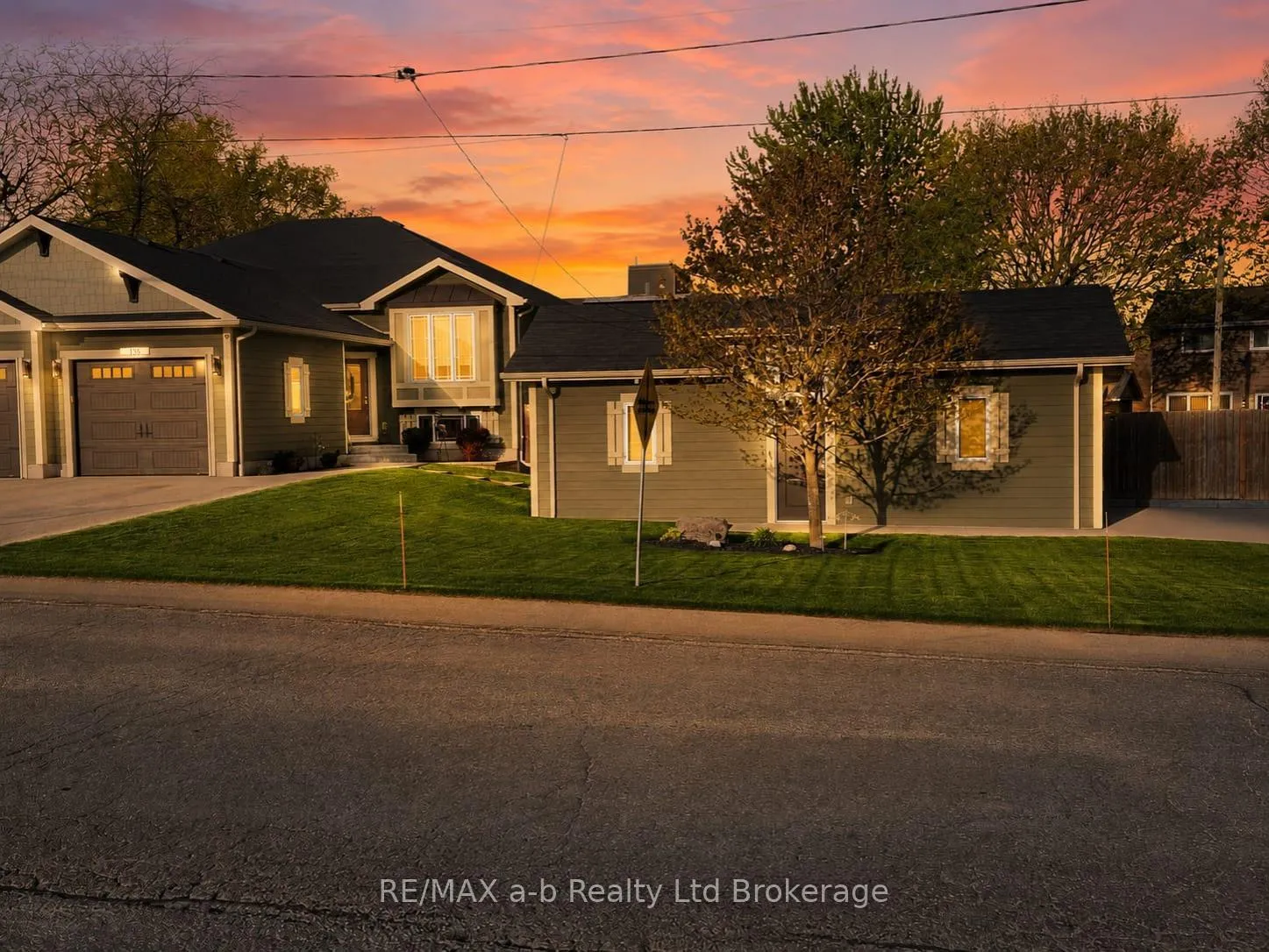 Photo 28 of 136 Maple Lane, Tillsonburg — HOMEH
