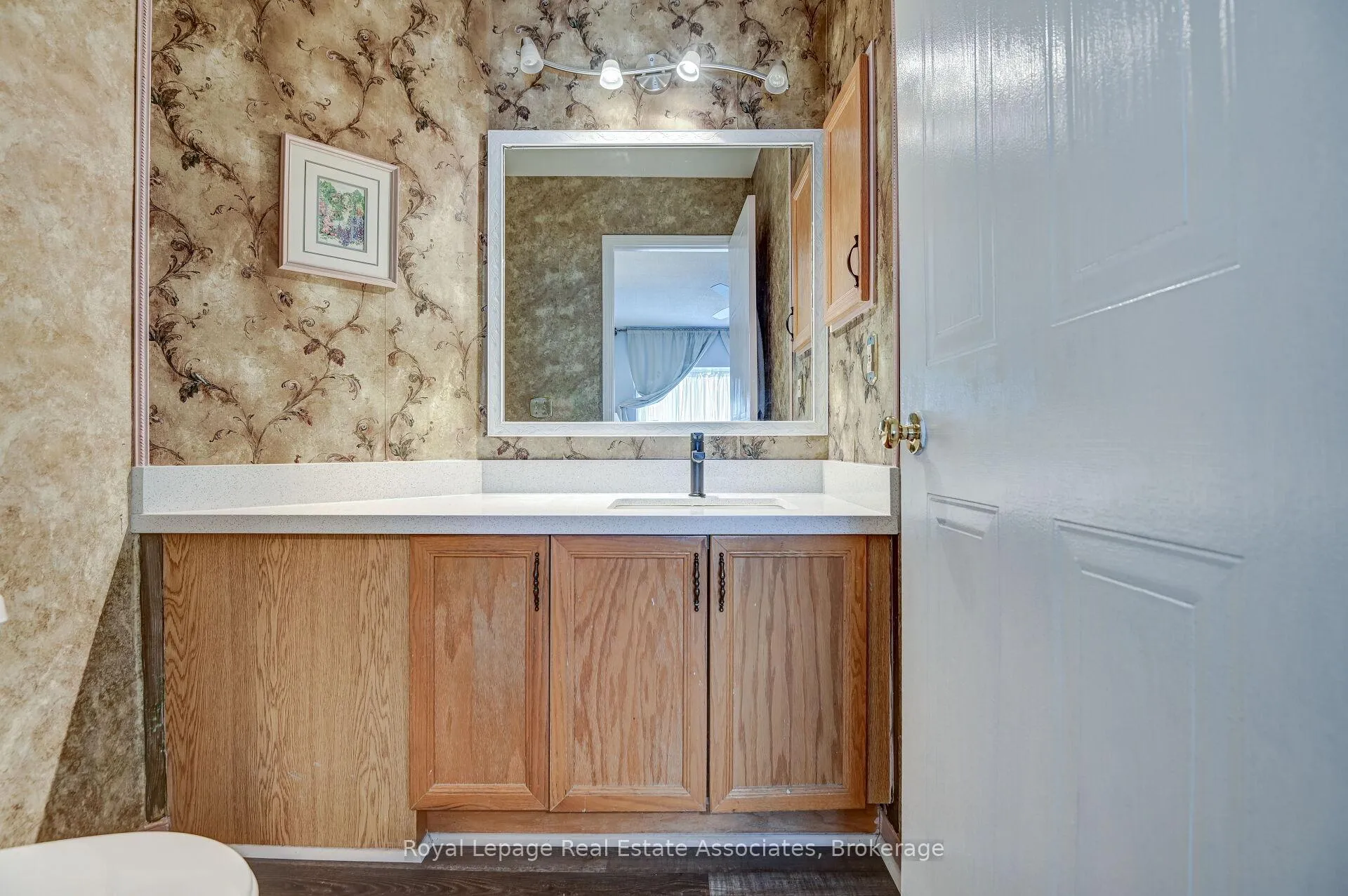 Photo 13 of 70 Nectarine Crescent, Brampton, Westgate — HOMEH