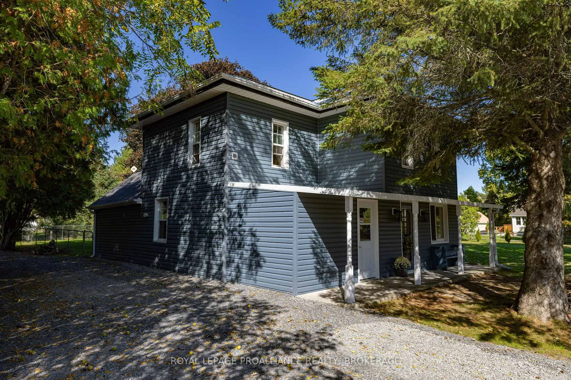 Front of 6045 Verona Street