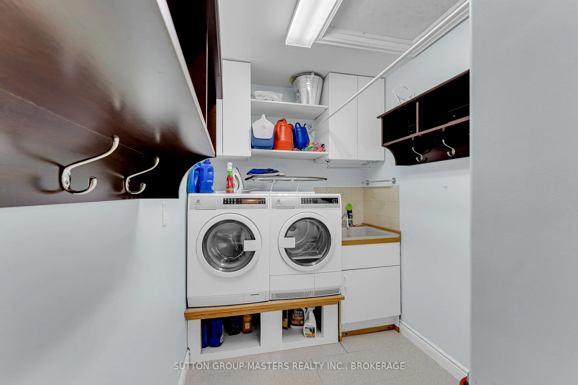 Photo 30 of 606 Arbour Crescent, Kingston, East Gardiners Rd — HOMEH