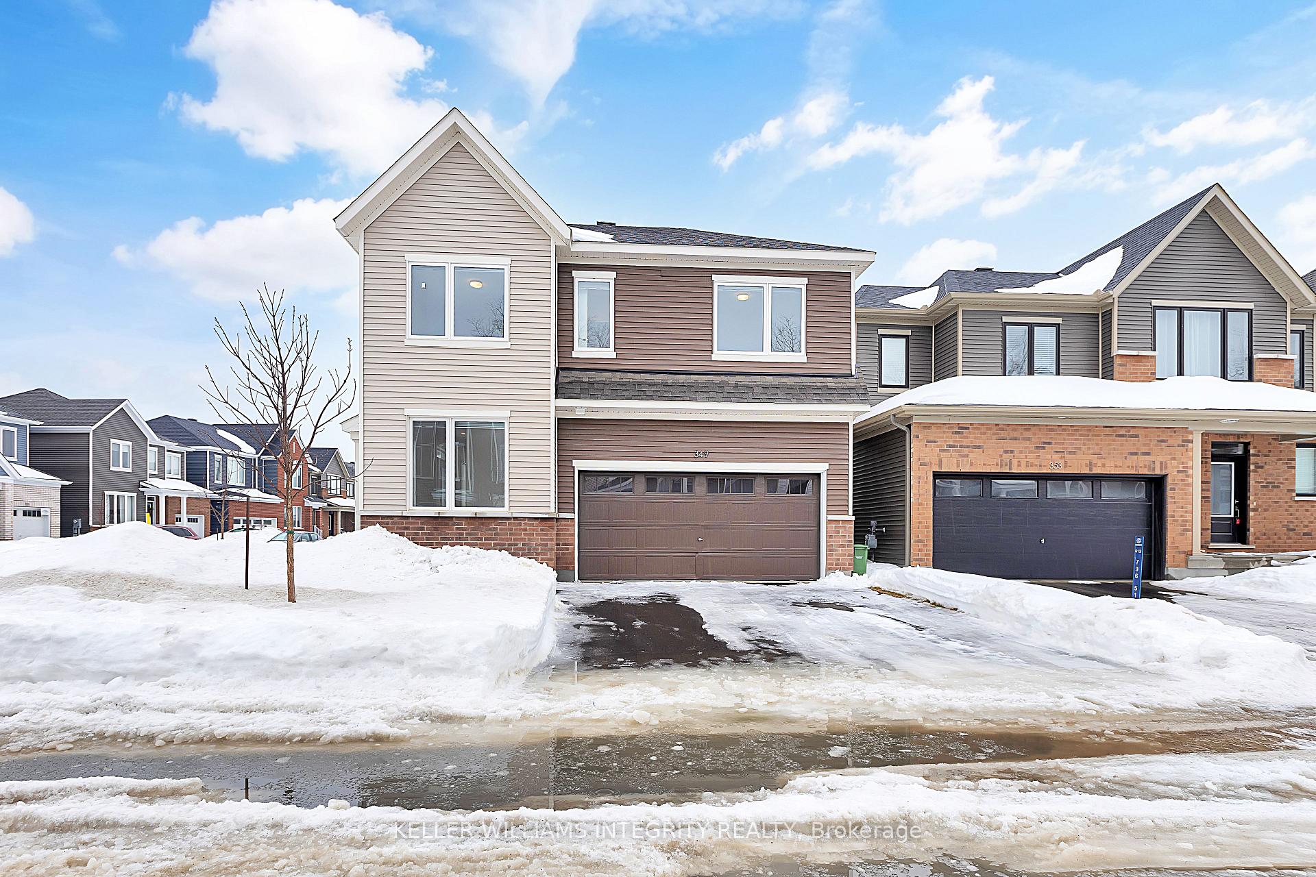 Photo 2 of 349 Appalachian Circle, Ottawa, Barrhaven - Half Moon Bay — HOMEH