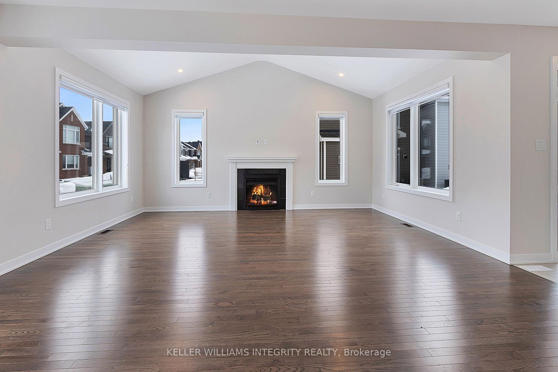 Photo 6 of 349 Appalachian Circle, Ottawa, Barrhaven - Half Moon Bay — HOMEH