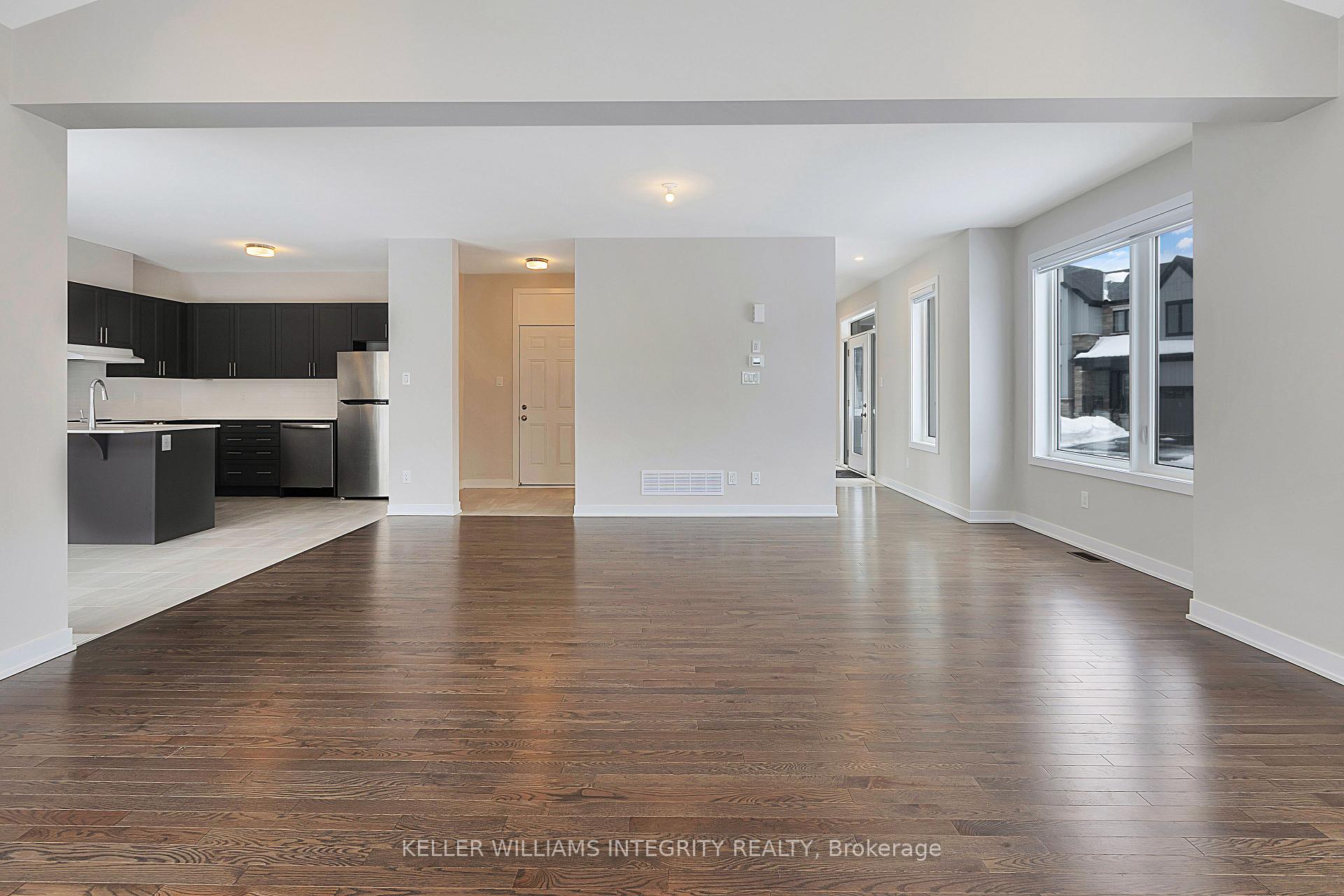 Photo 9 of 349 Appalachian Circle, Ottawa, Barrhaven - Half Moon Bay — HOMEH
