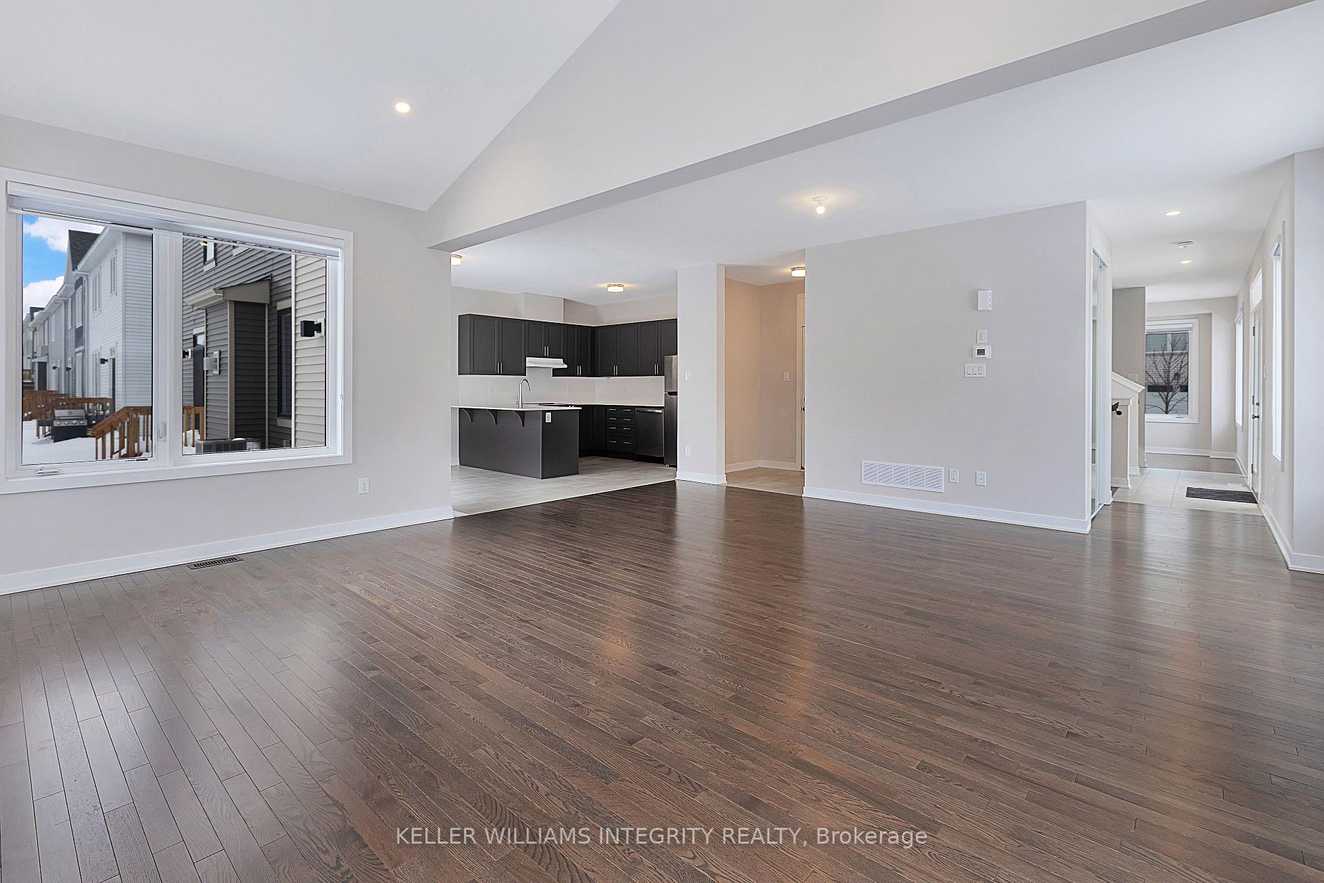 Photo 10 of 349 Appalachian Circle, Ottawa, Barrhaven - Half Moon Bay — HOMEH