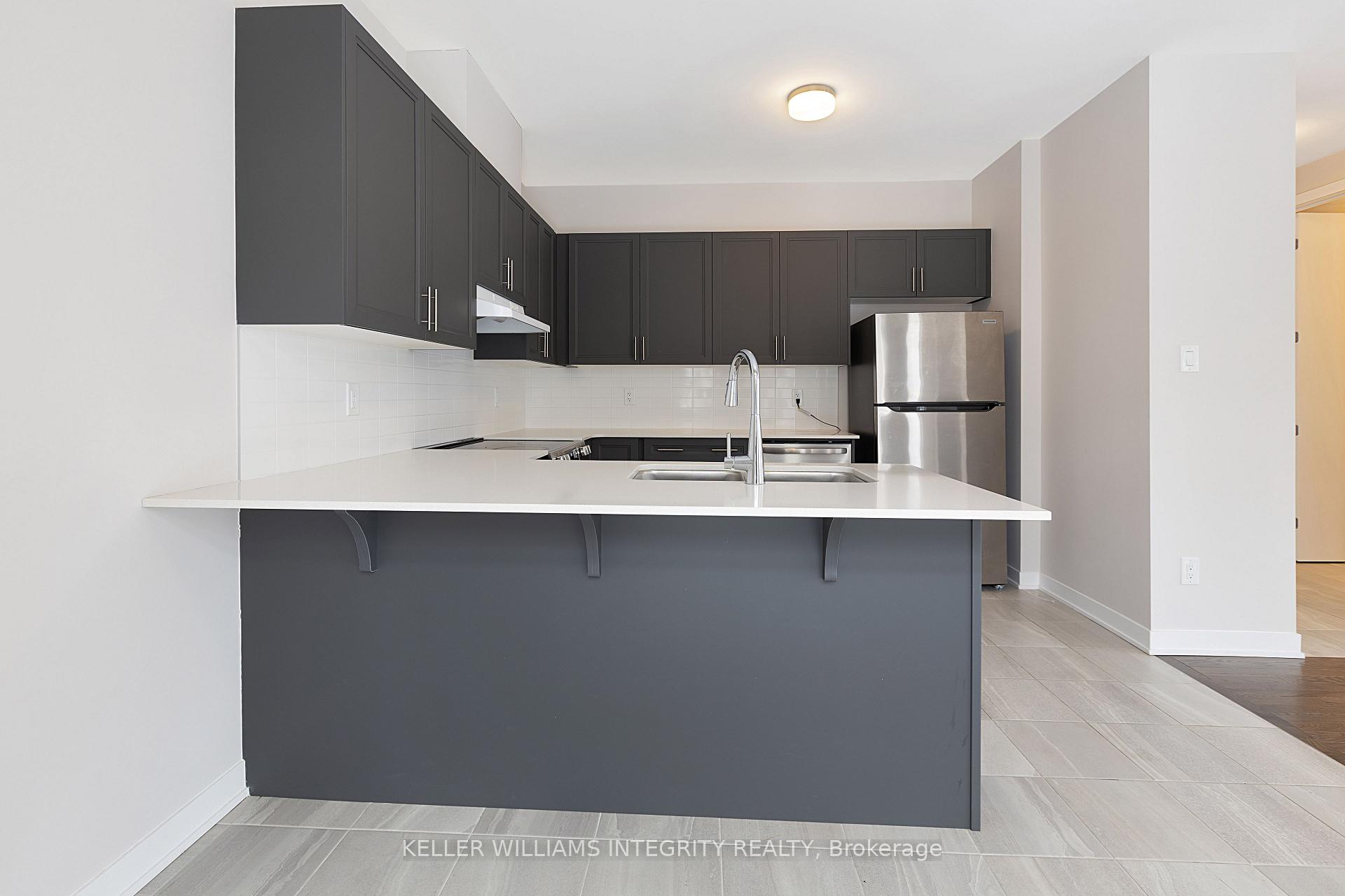 Photo 12 of 349 Appalachian Circle, Ottawa, Barrhaven - Half Moon Bay — HOMEH