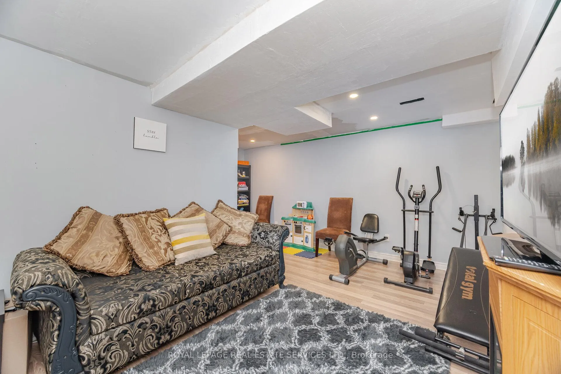 Photo 25 of Unit 6, 430 Mapleview Drive E, Barrie, Painswick South — HOMEH
