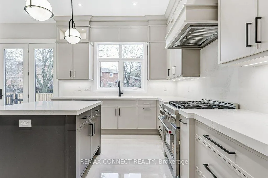 Photo 10 of 391 Rosebank Road, Pickering, Rosebank — HOMEH