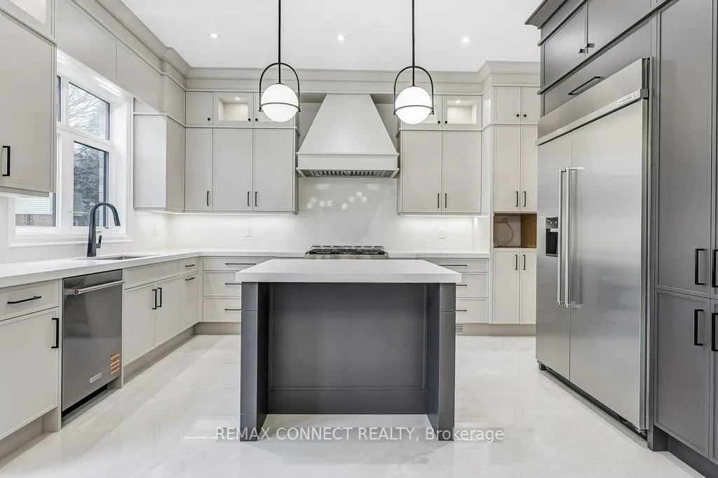 Photo 11 of 391 Rosebank Road, Pickering, Rosebank — HOMEH