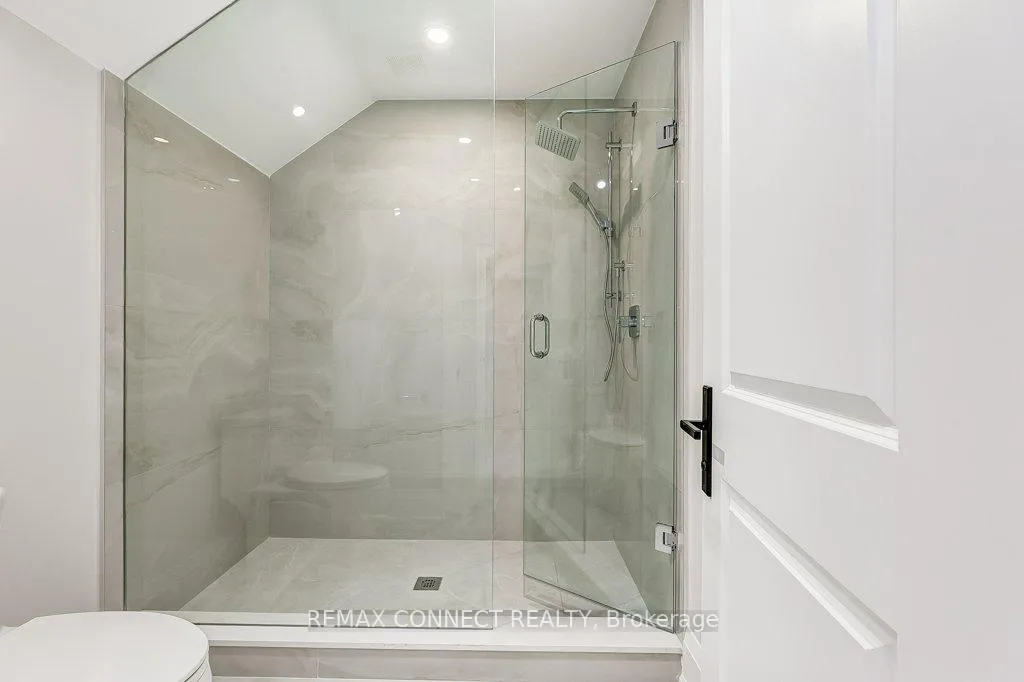 Photo 43 of 391 Rosebank Road, Pickering, Rosebank — HOMEH