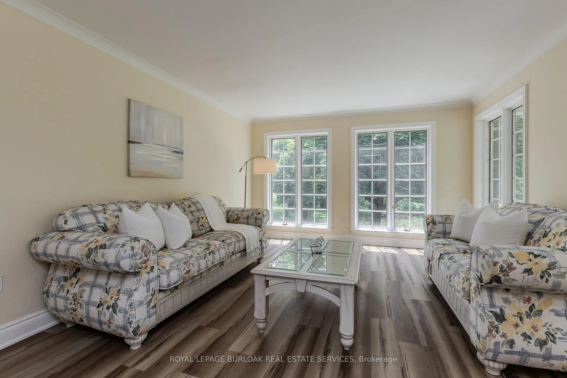 Photo 11 of 331 Lanark Street, Haldimand — HOMEH