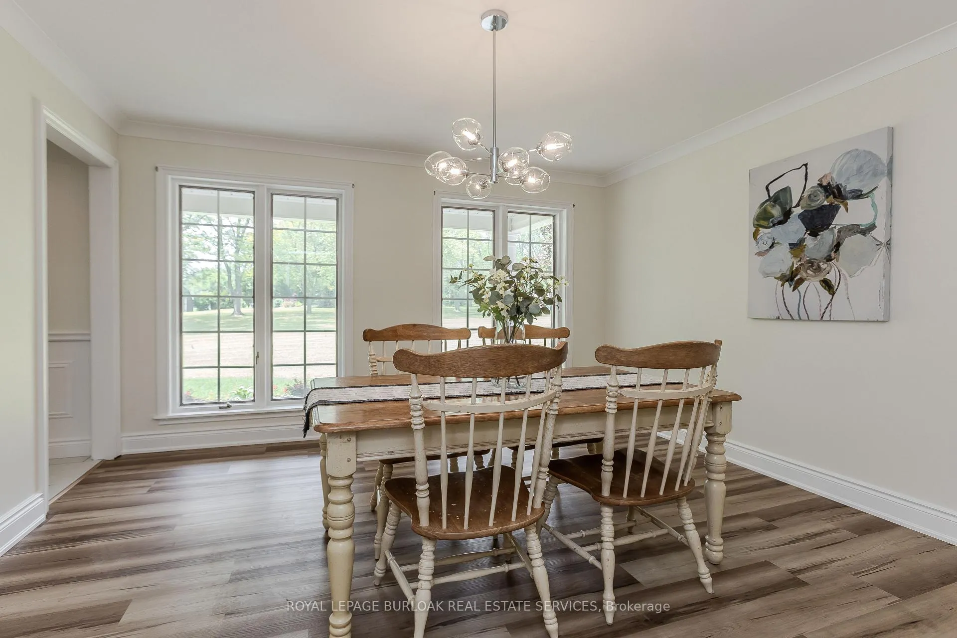 Photo 13 of 331 Lanark Street, Haldimand — HOMEH