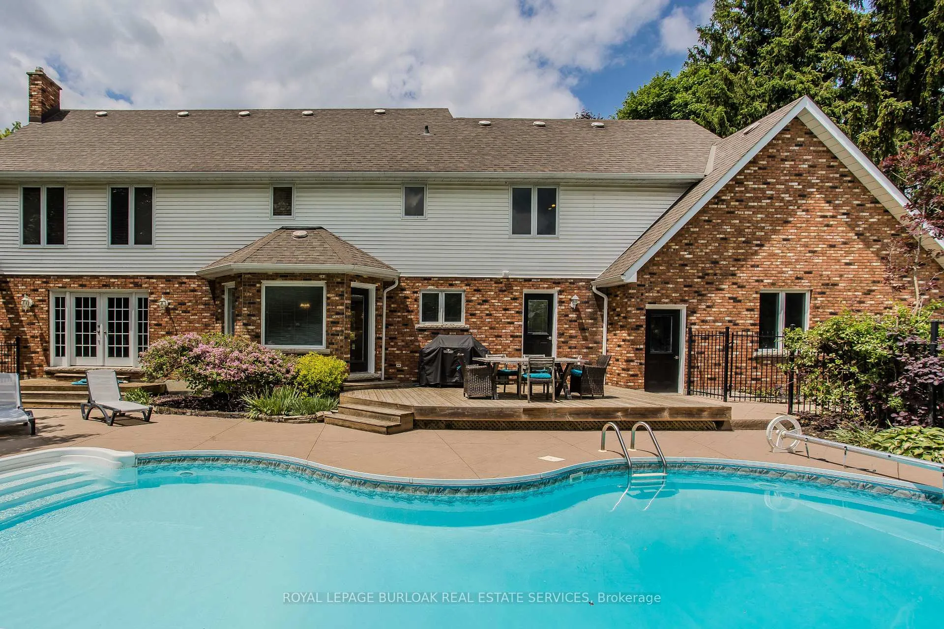 Photo 41 of 331 Lanark Street, Haldimand — HOMEH