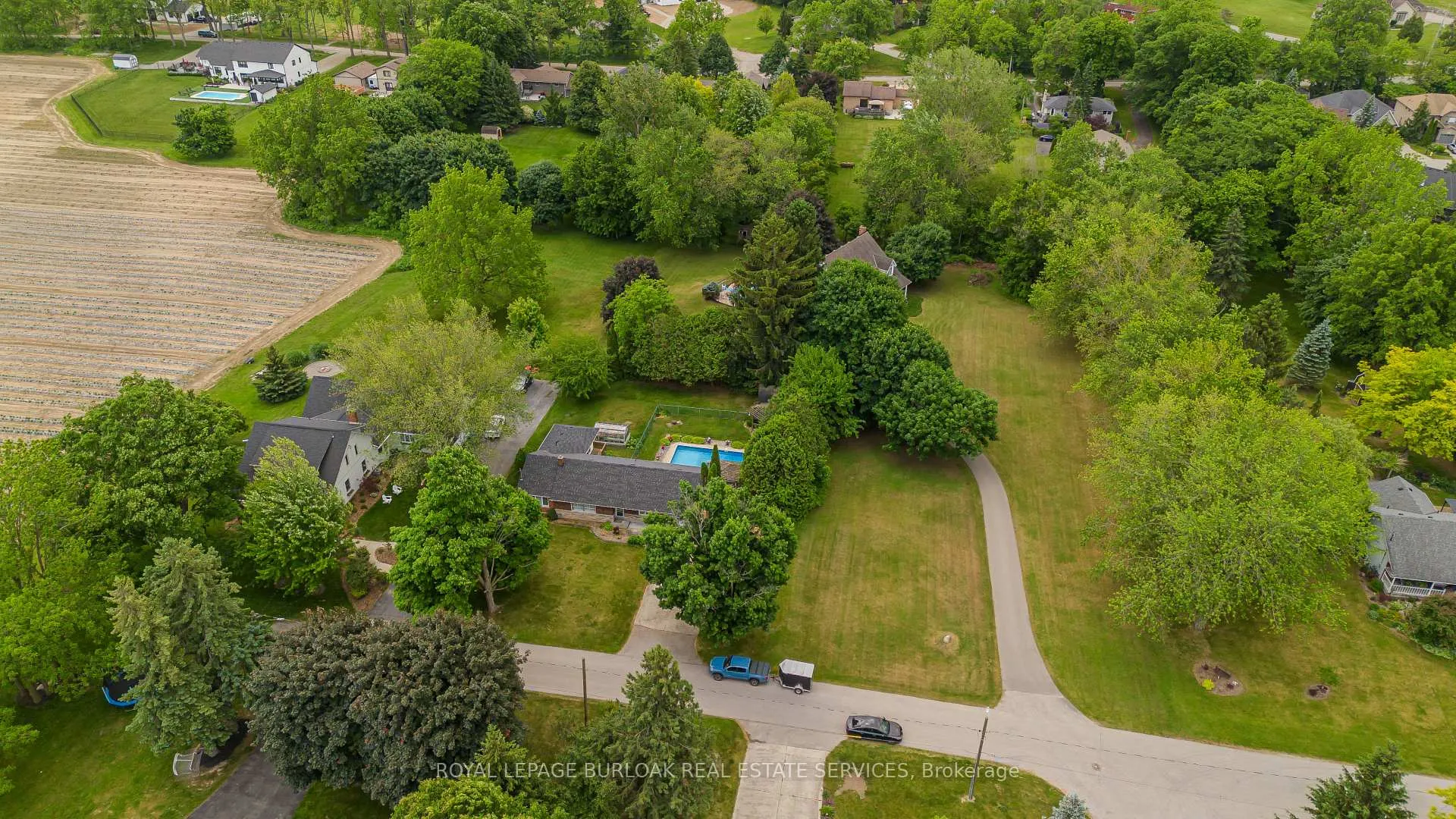 Photo 45 of 331 Lanark Street, Haldimand — HOMEH