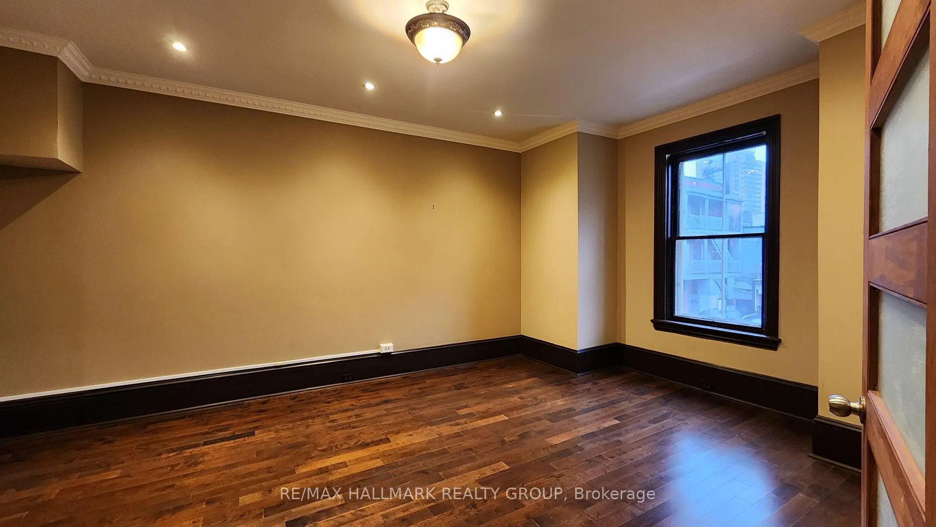 Photo 23 of 113 Murray Street, Ottawa, Lower Town/Byward Market — HOMEH