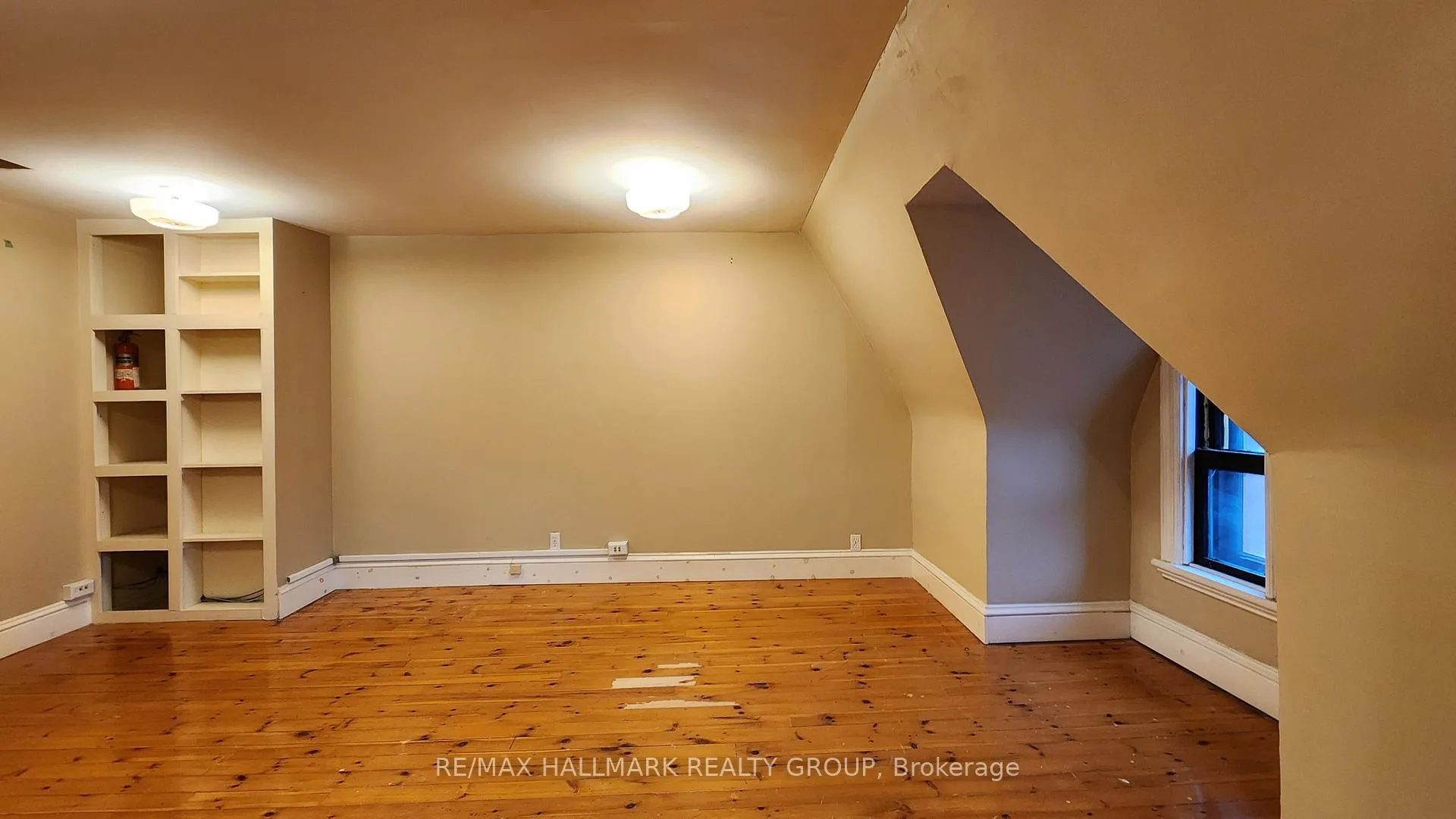 Photo 28 of 113 Murray Street, Ottawa, Lower Town/Byward Market — HOMEH