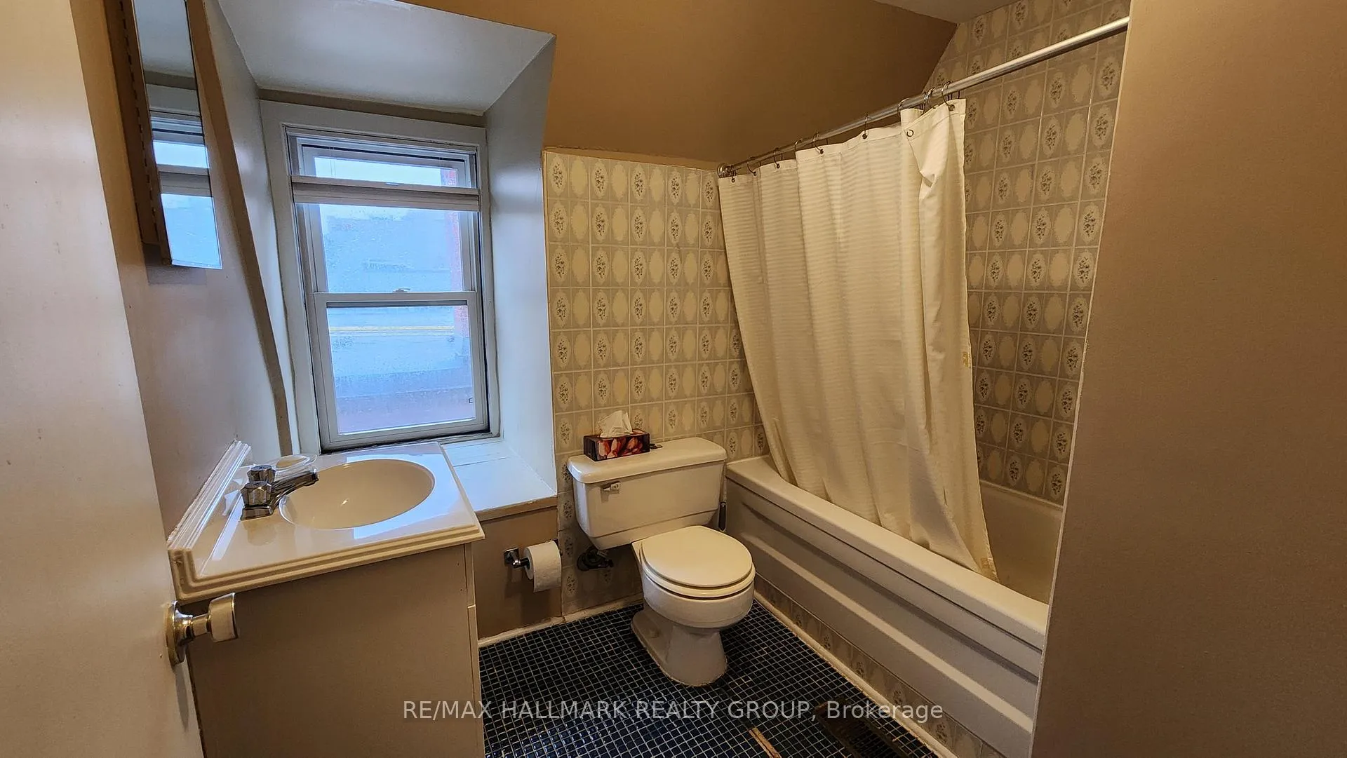 Photo 36 of 113 Murray Street, Ottawa, Lower Town/Byward Market — HOMEH