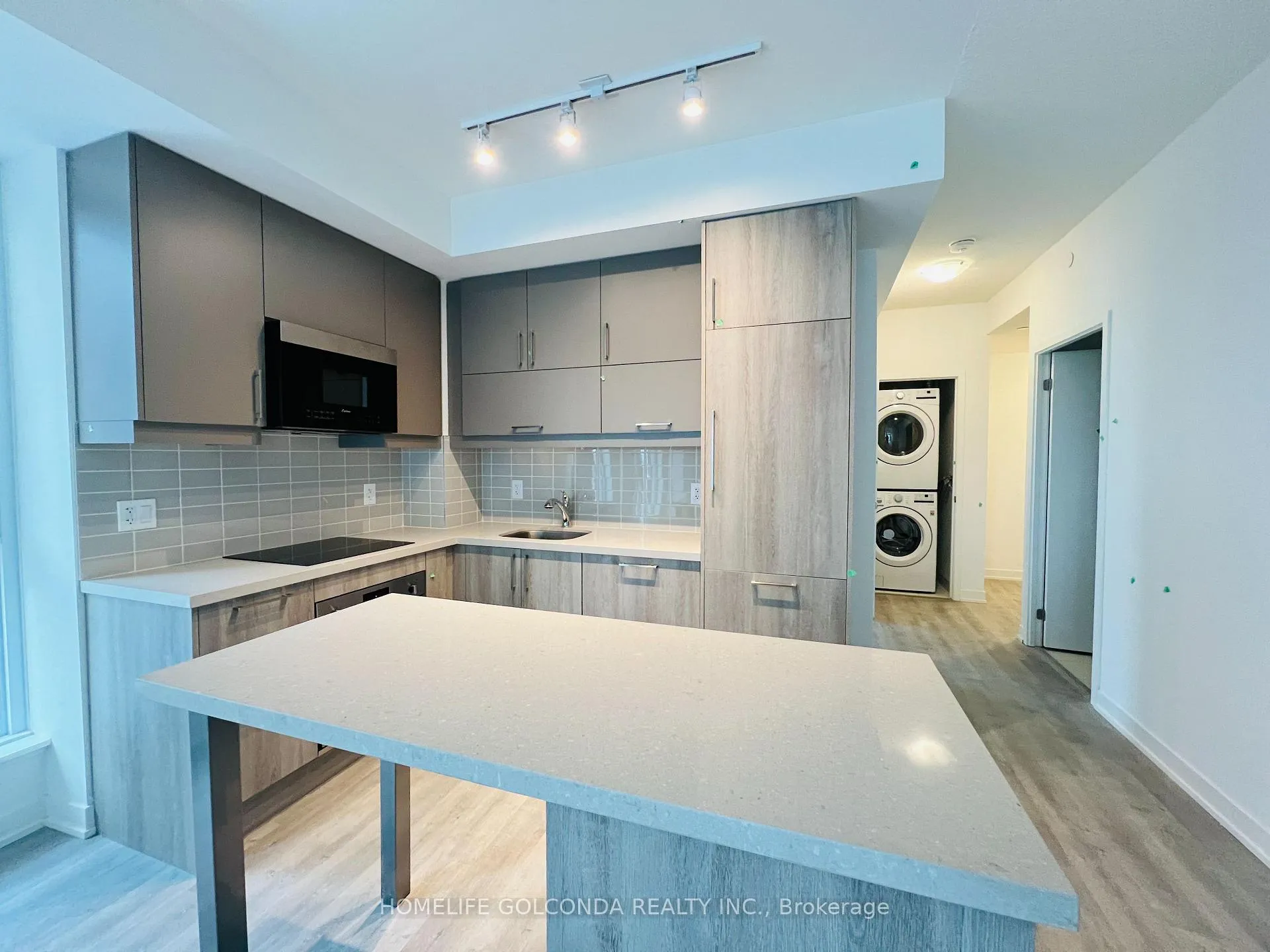 Photo 3 of Unit 509, 8119 Birchmount Road, Markham, Unionville — HOMEH