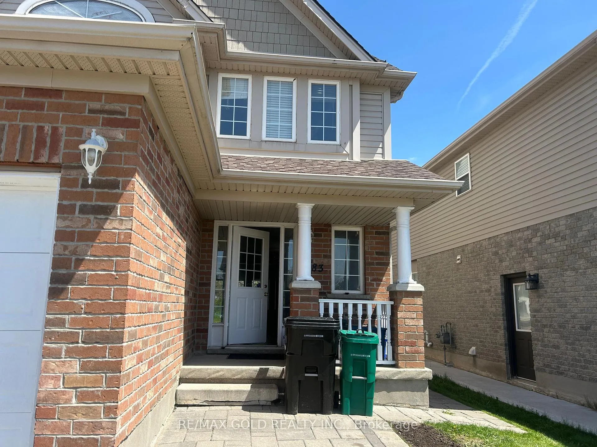 Photo 2 of Unit Upper Level, 283 Newport Drive, Waterloo — HOMEH