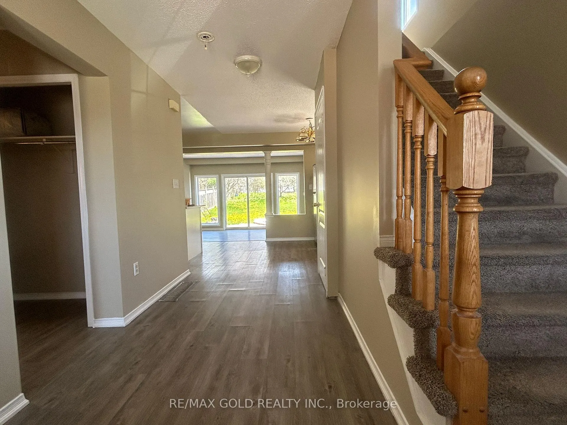 Photo 4 of Unit Upper Level, 283 Newport Drive, Waterloo — HOMEH