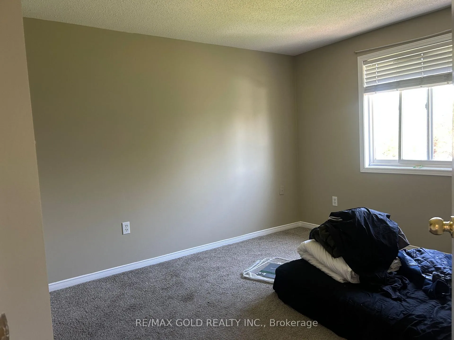 Photo 20 of Unit Upper Level, 283 Newport Drive, Waterloo — HOMEH