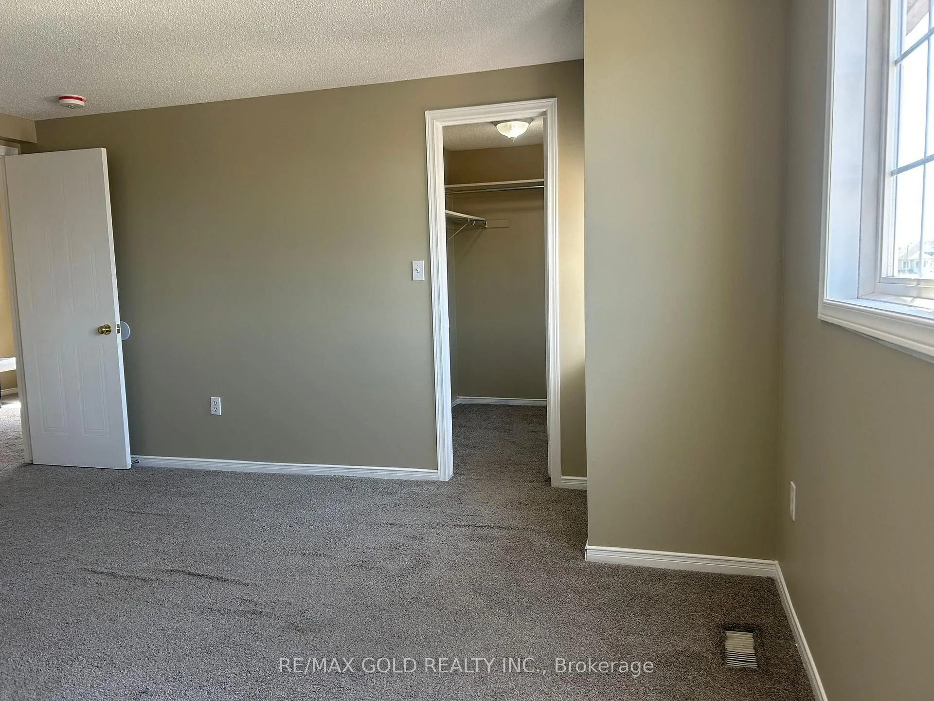 Photo 22 of Unit Upper Level, 283 Newport Drive, Waterloo — HOMEH