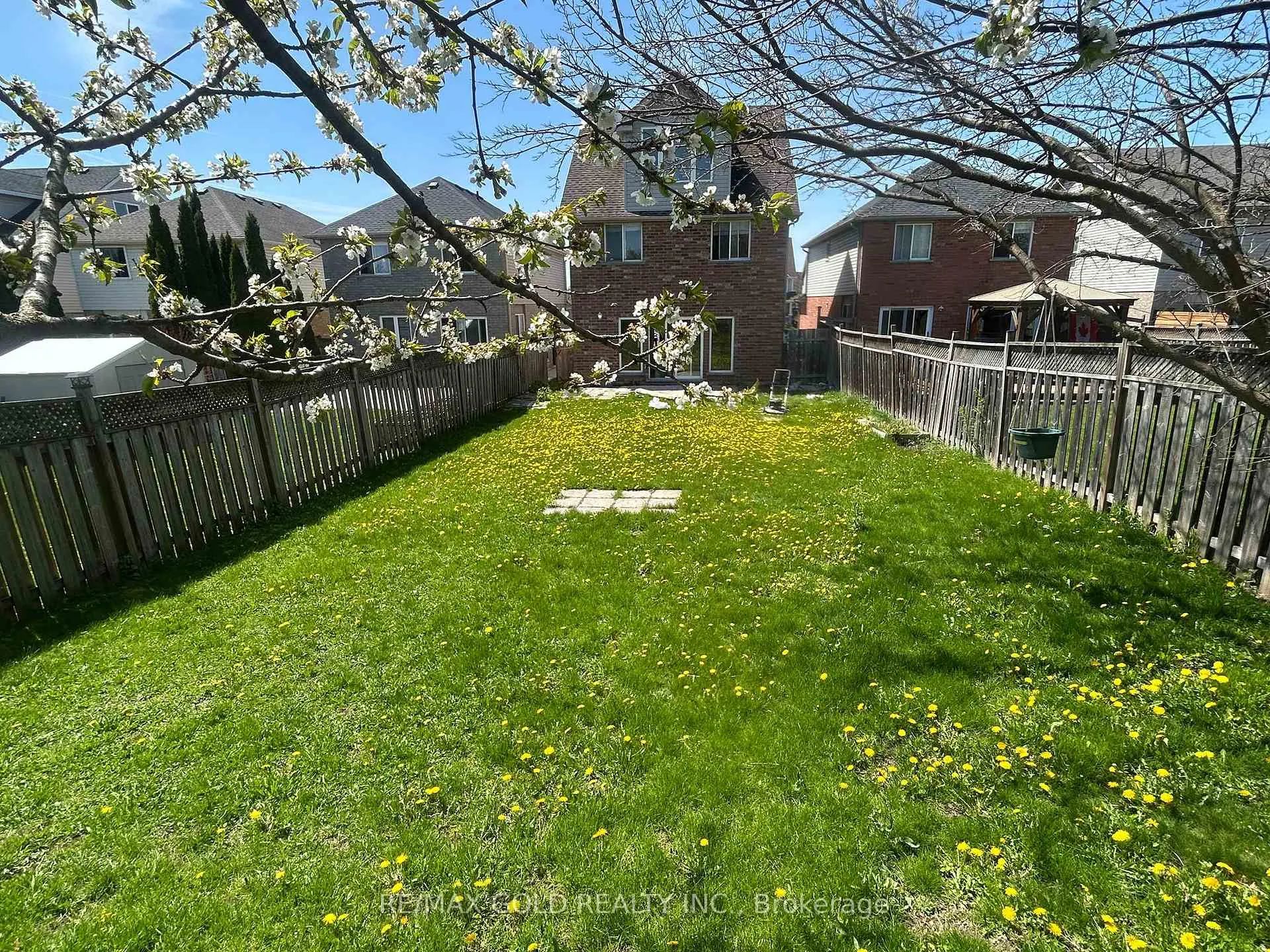 Photo 25 of Unit Upper Level, 283 Newport Drive, Waterloo — HOMEH