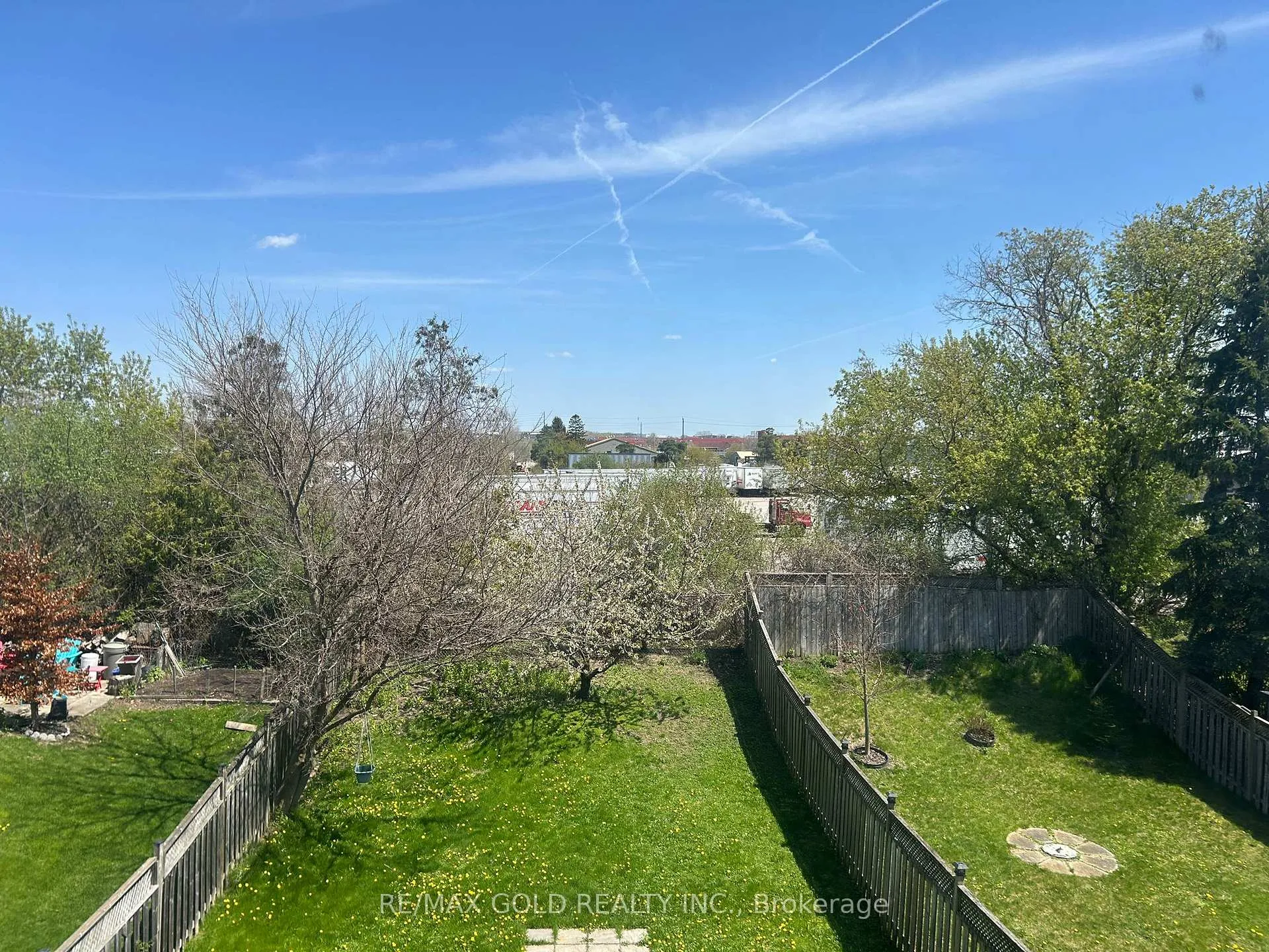 Photo 28 of Unit Upper Level, 283 Newport Drive, Waterloo — HOMEH