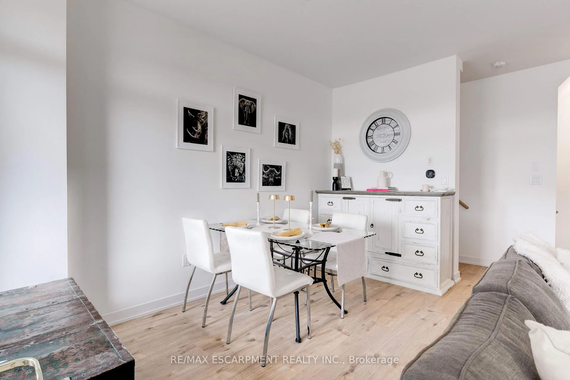 Photo 13 of Unit 46, 590 North Service Road, Hamilton, Lakeshore — HOMEH