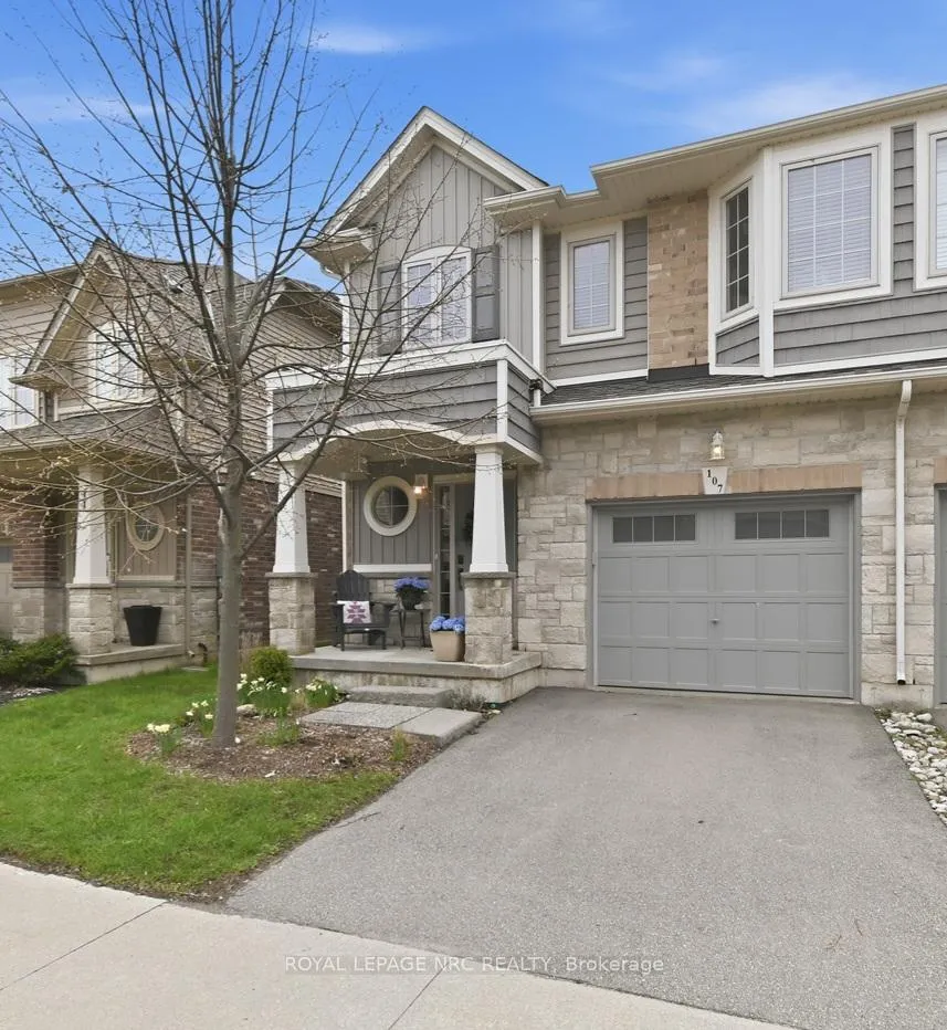 Photo 1 of 107 Dunrobin Lane, Grimsby, Grimsby Beach — HOMEH