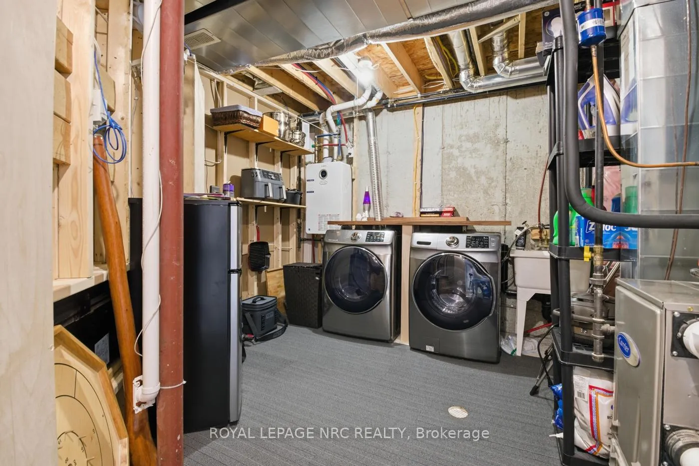 Photo 36 of 107 Dunrobin Lane, Grimsby, Grimsby Beach — HOMEH