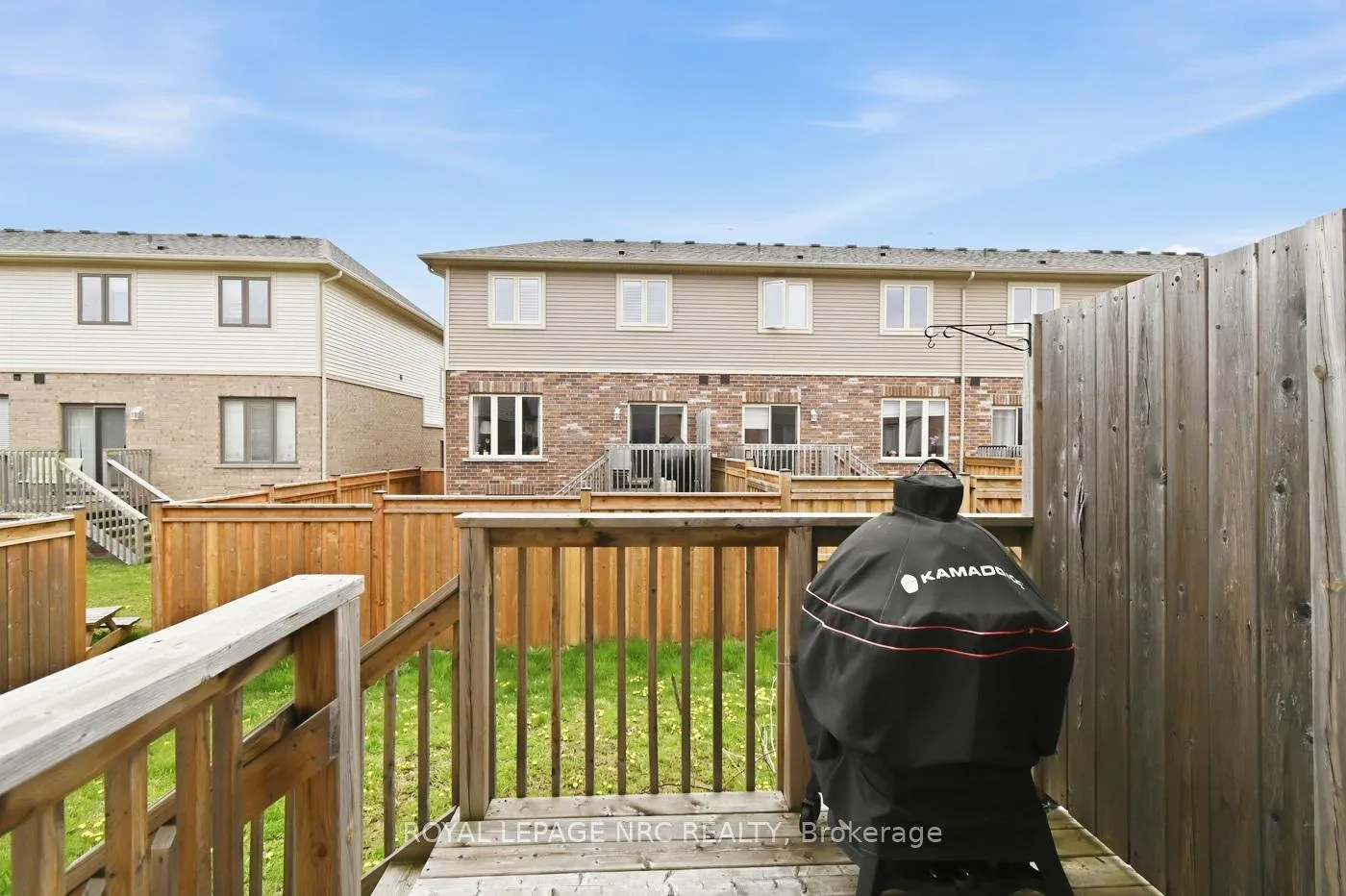 Photo 37 of 107 Dunrobin Lane, Grimsby, Grimsby Beach — HOMEH